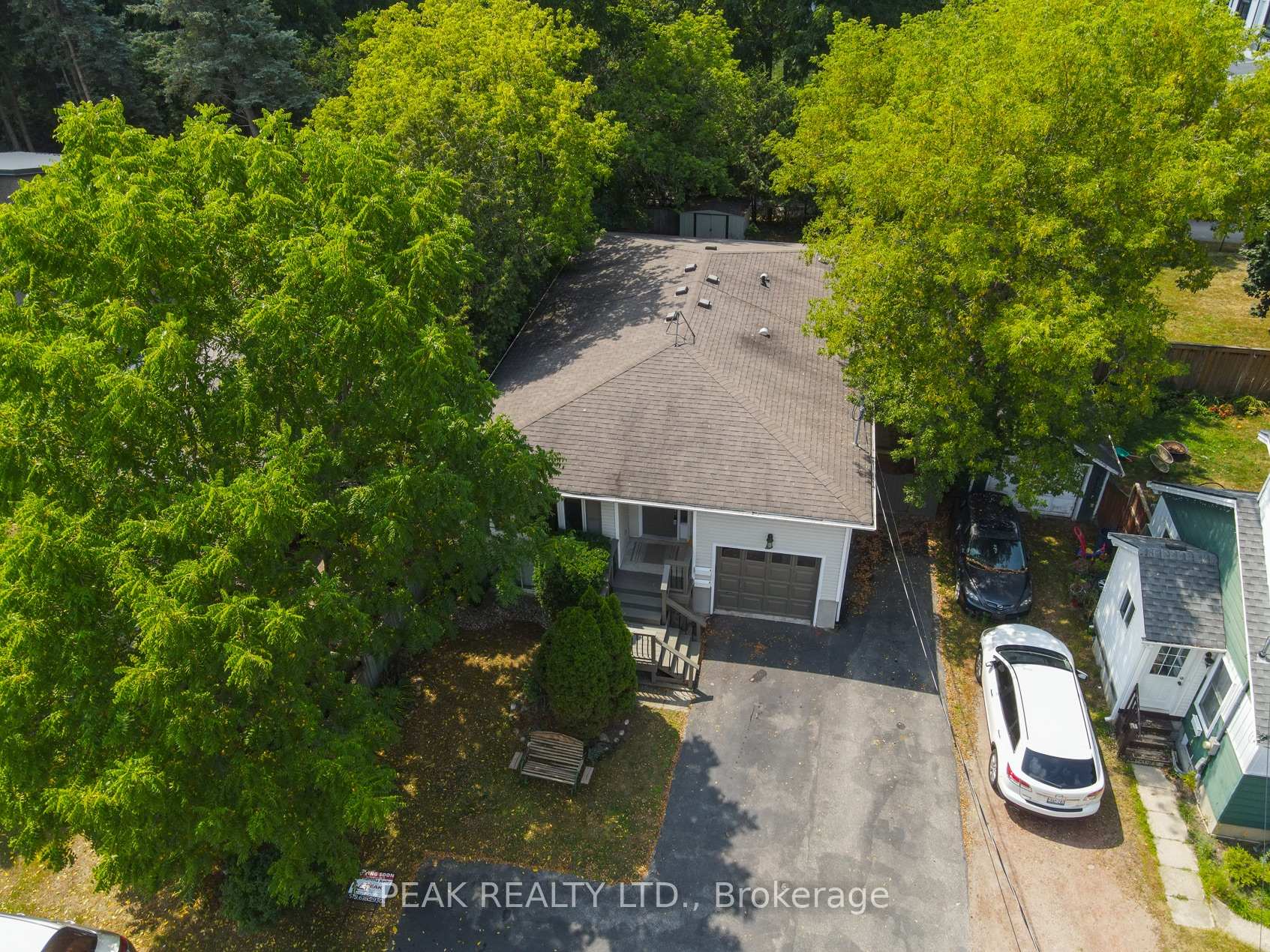Photo 3 of 9 Macville Avenue, Kitchener — HOMEH