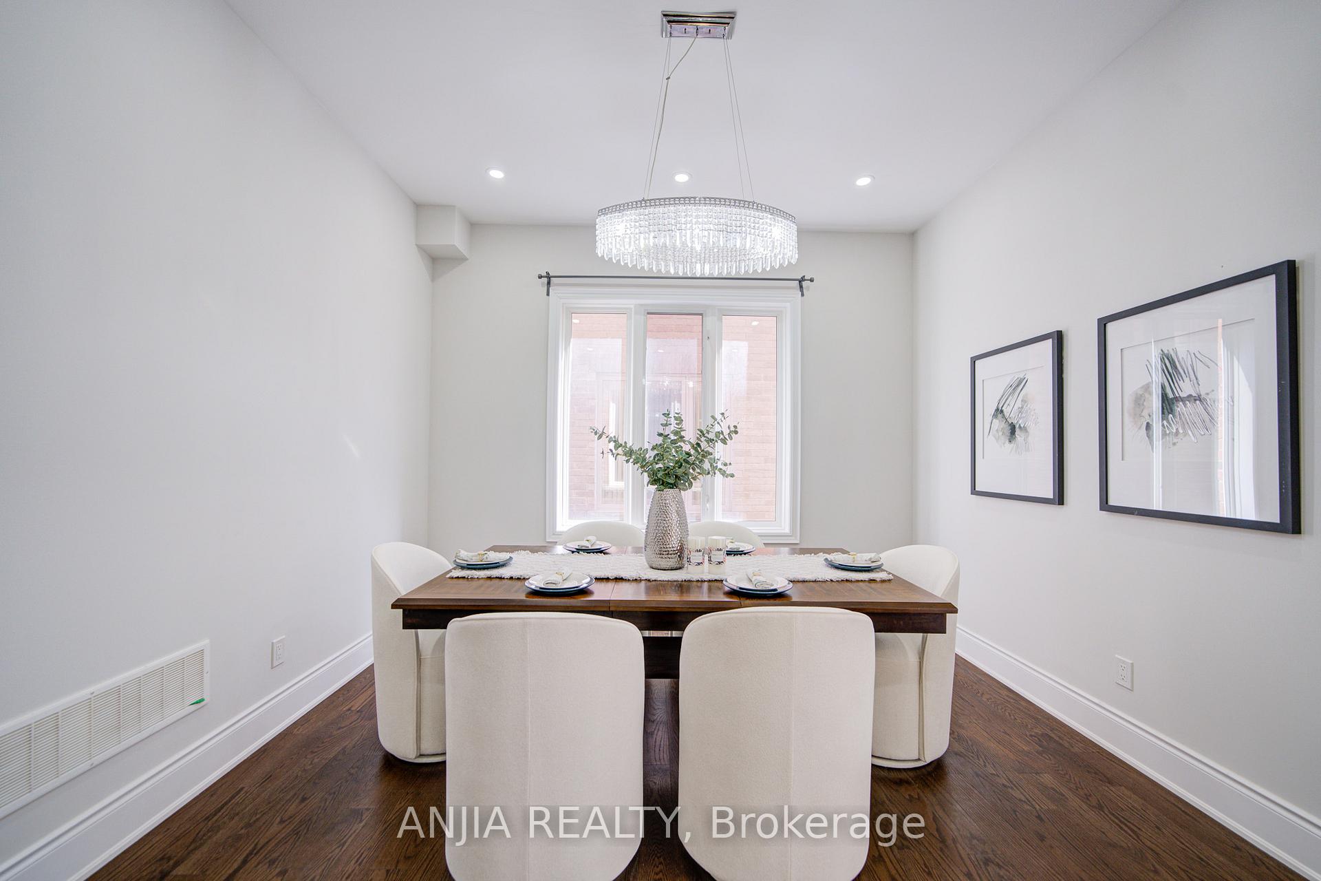 Photo 6 of 7 Mario Avenue, Markham, Cachet — HOMEH
