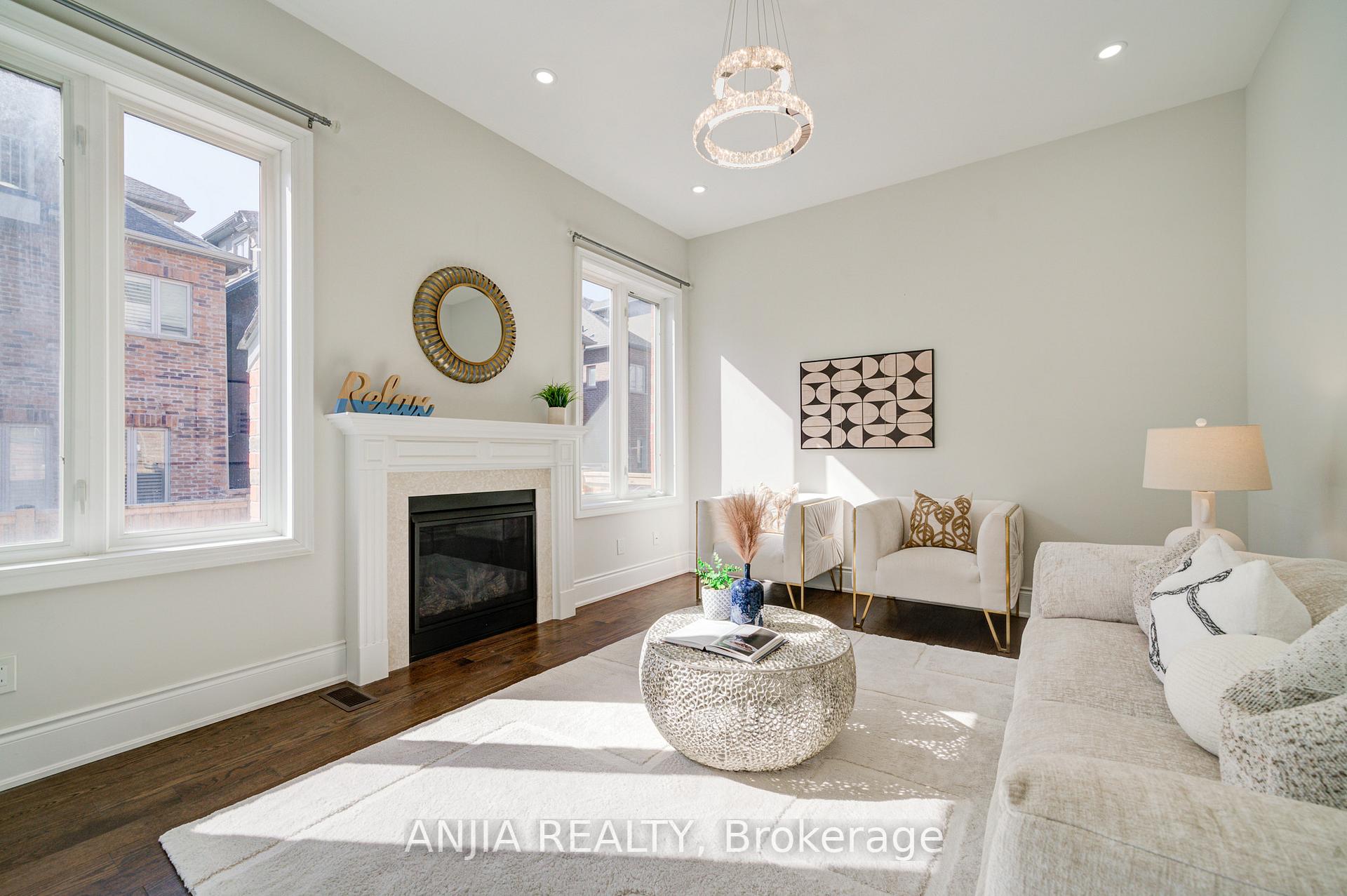 Photo 16 of 7 Mario Avenue, Markham, Cachet — HOMEH