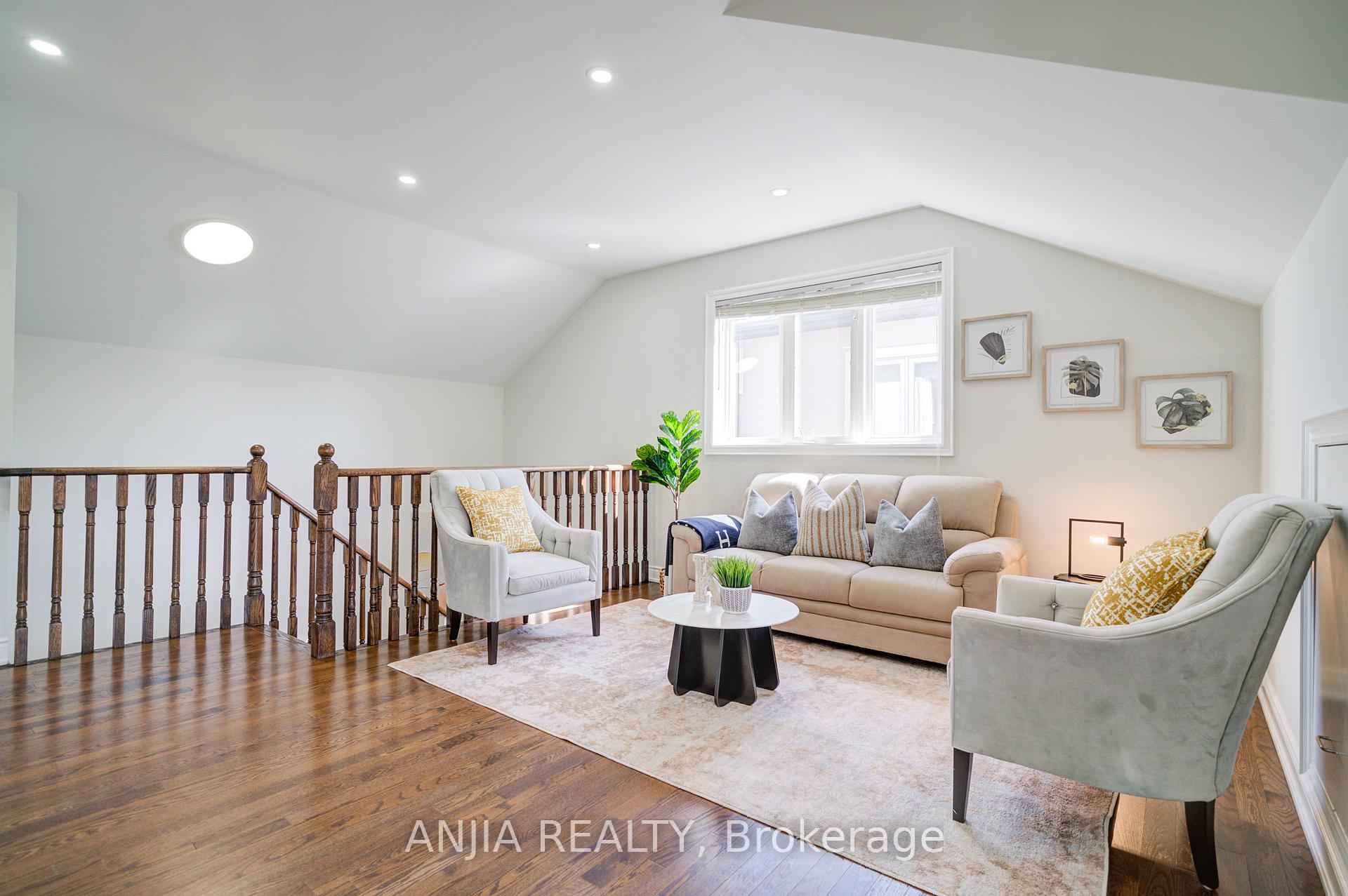 Photo 35 of 7 Mario Avenue, Markham, Cachet — HOMEH