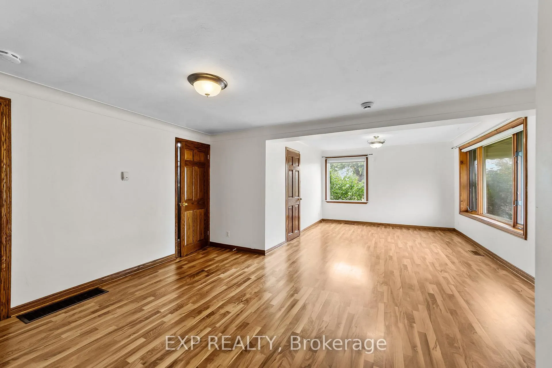 Photo 6 of 21332 Wilson Street, Middlesex Centre, Delaware Town — HOMEH