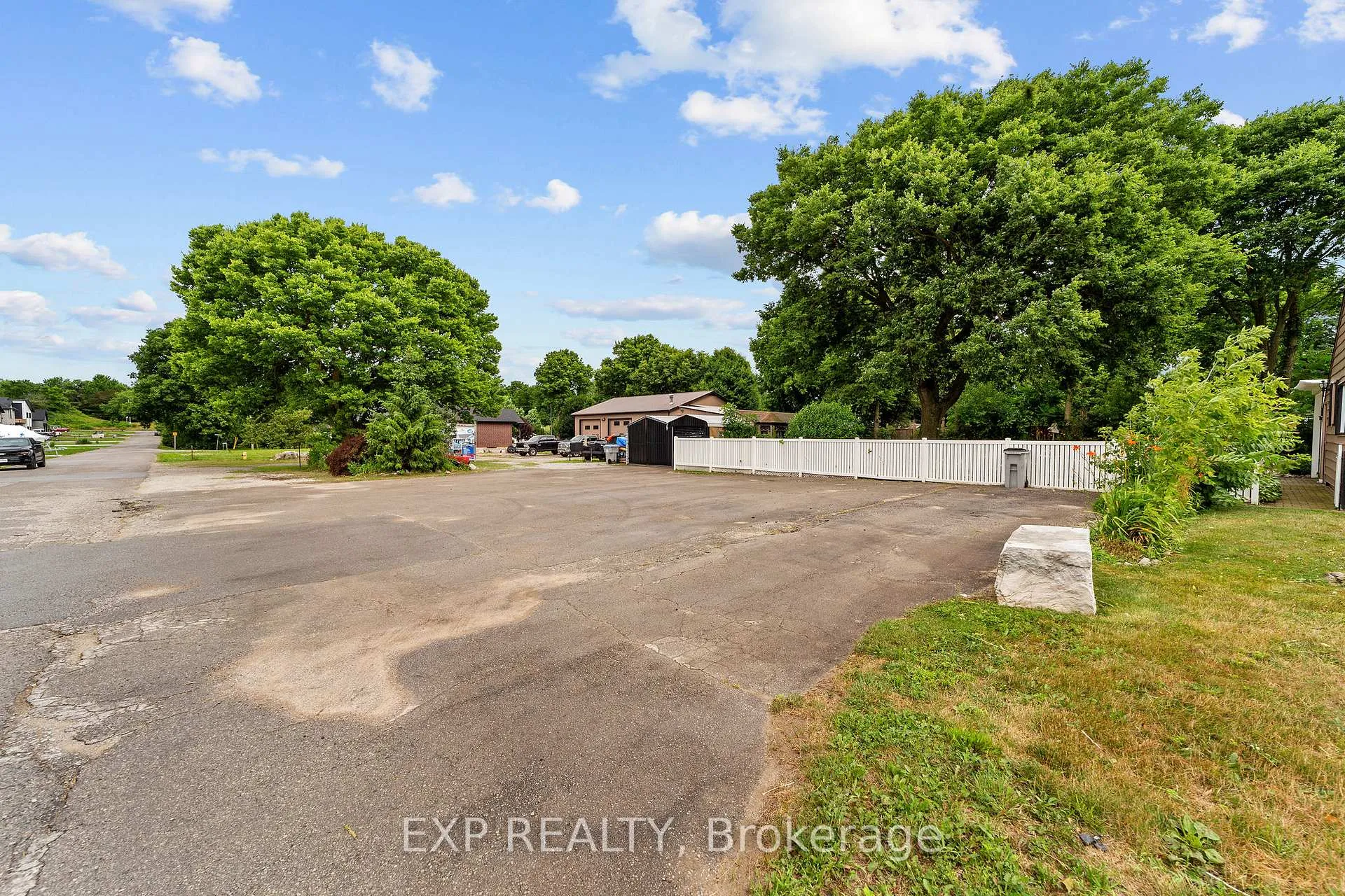 Photo 25 of 21332 Wilson Street, Middlesex Centre, Delaware Town — HOMEH