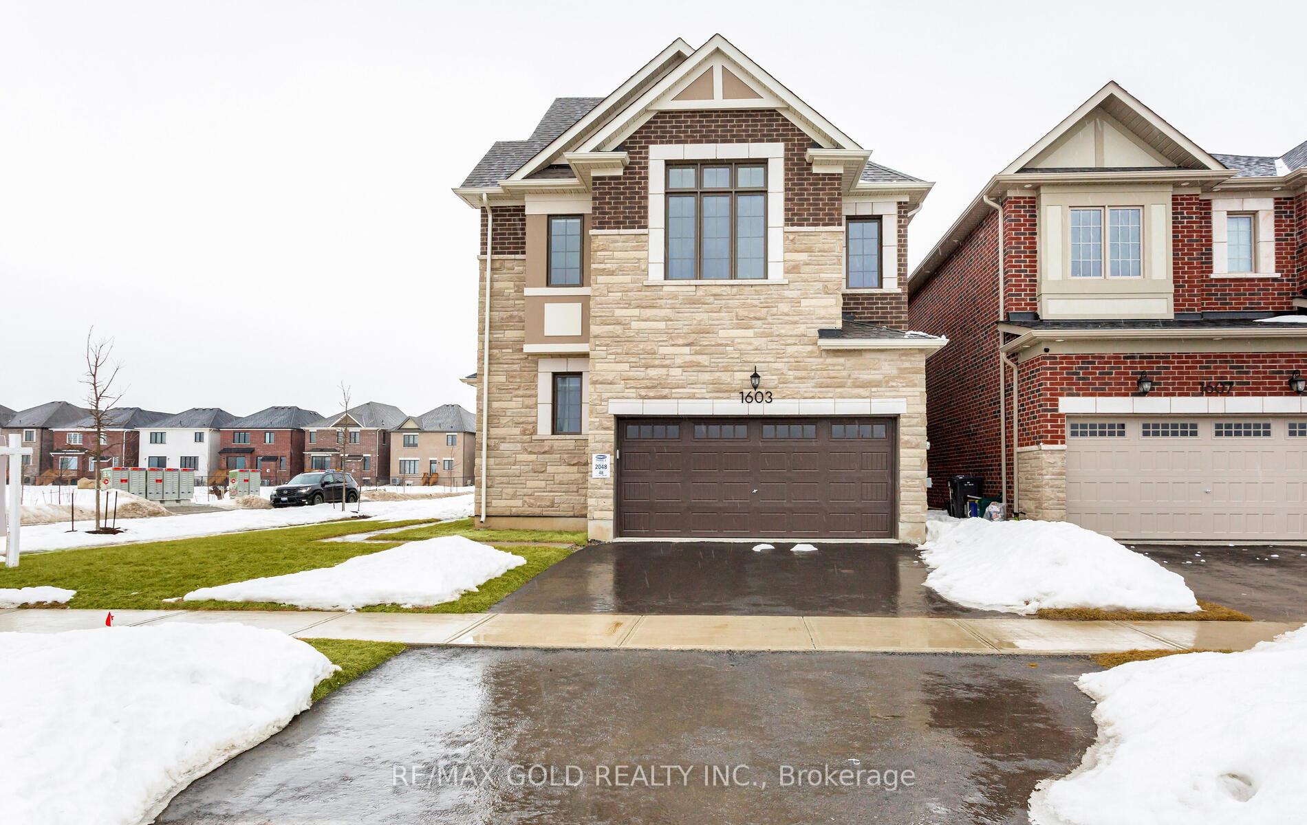 Photo 3 of 1603 Whitlock Avenue, Milton, Bowes — HOMEH