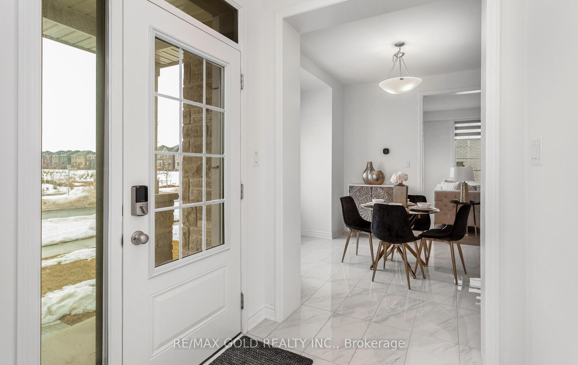 Photo 5 of 1603 Whitlock Avenue, Milton, Bowes — HOMEH
