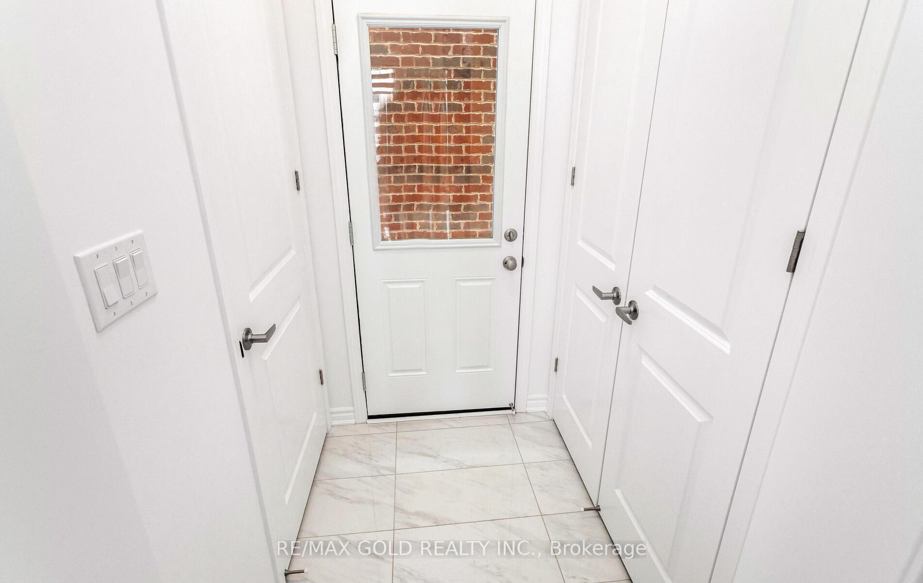 Photo 47 of 1603 Whitlock Avenue, Milton, Bowes — HOMEH