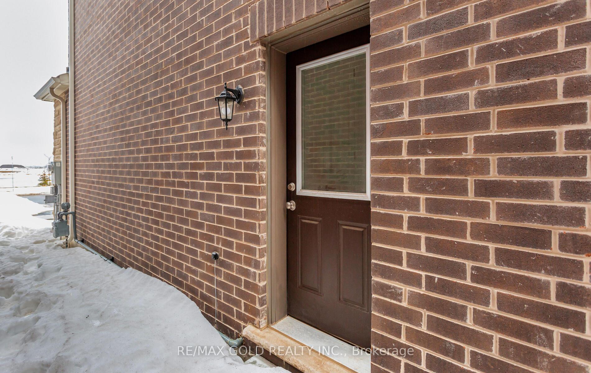 Photo 48 of 1603 Whitlock Avenue, Milton, Bowes — HOMEH