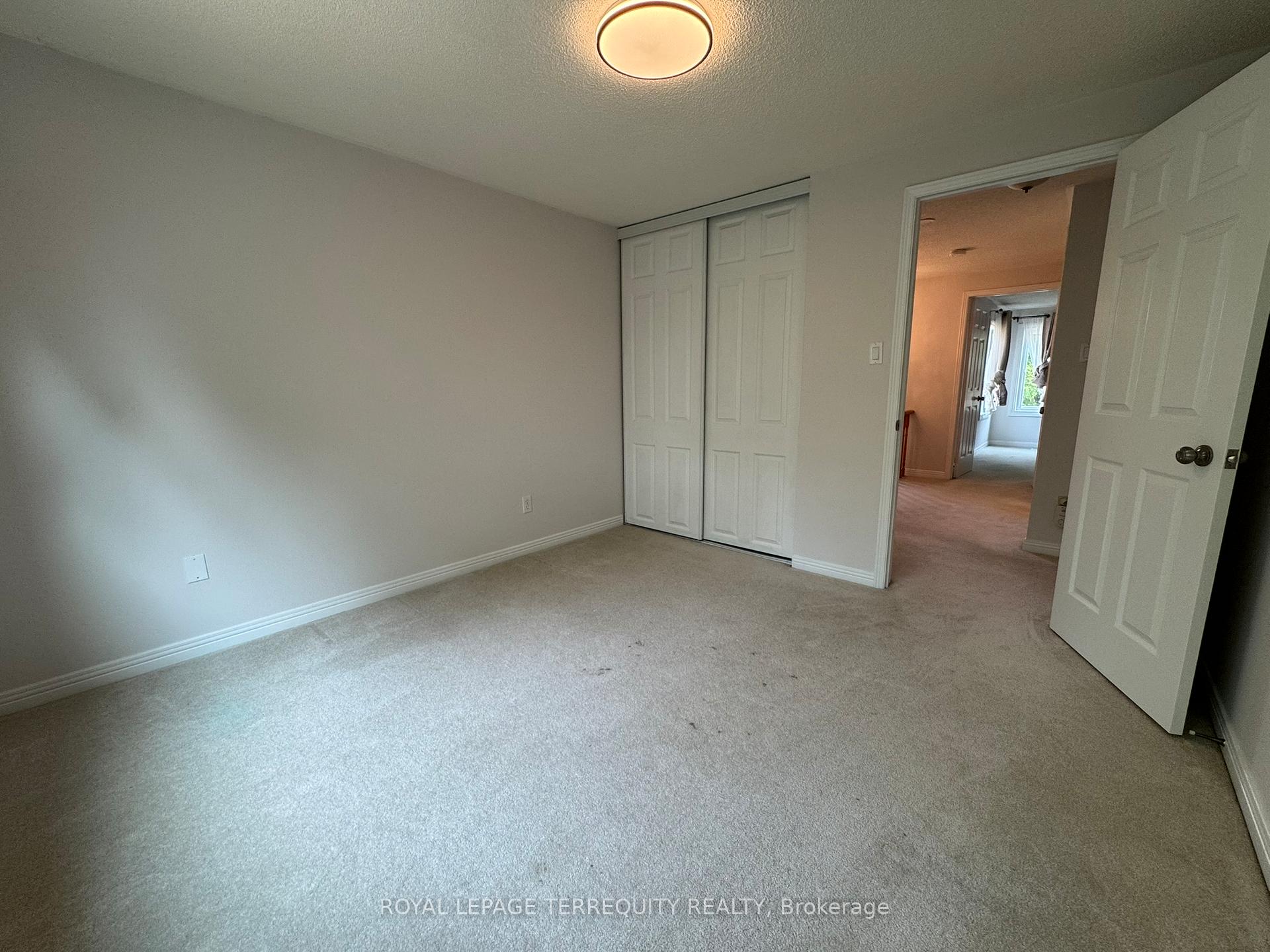 Photo 25 of 32 Juniper Crescent, Markham, Unionville — HOMEH