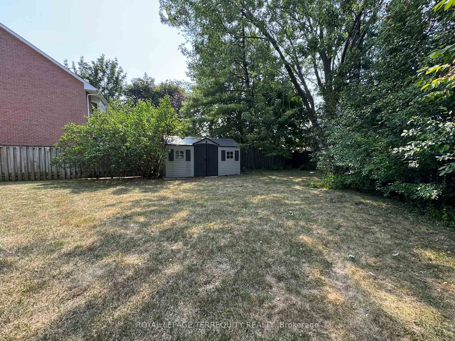 Photo 36 of 32 Juniper Crescent, Markham, Unionville — HOMEH