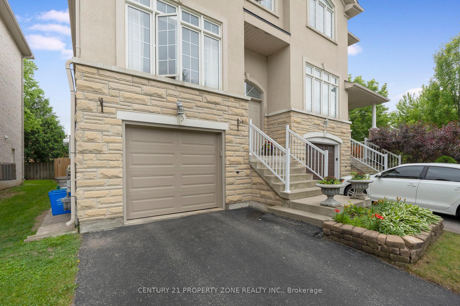 Photo 3 of 3 Prince William Drive, Markham, Village Green-South Unionville — HOMEH