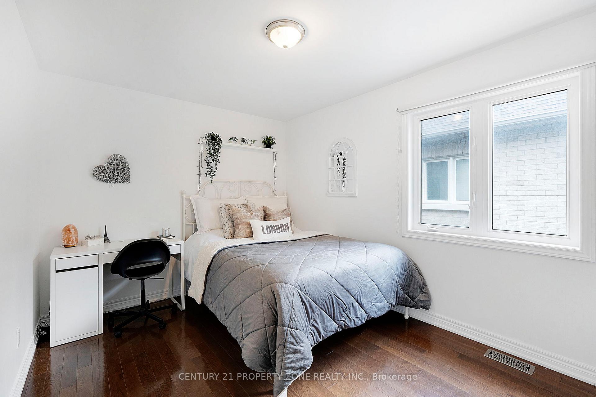 Photo 25 of 3 Prince William Drive, Markham, Village Green-South Unionville — HOMEH