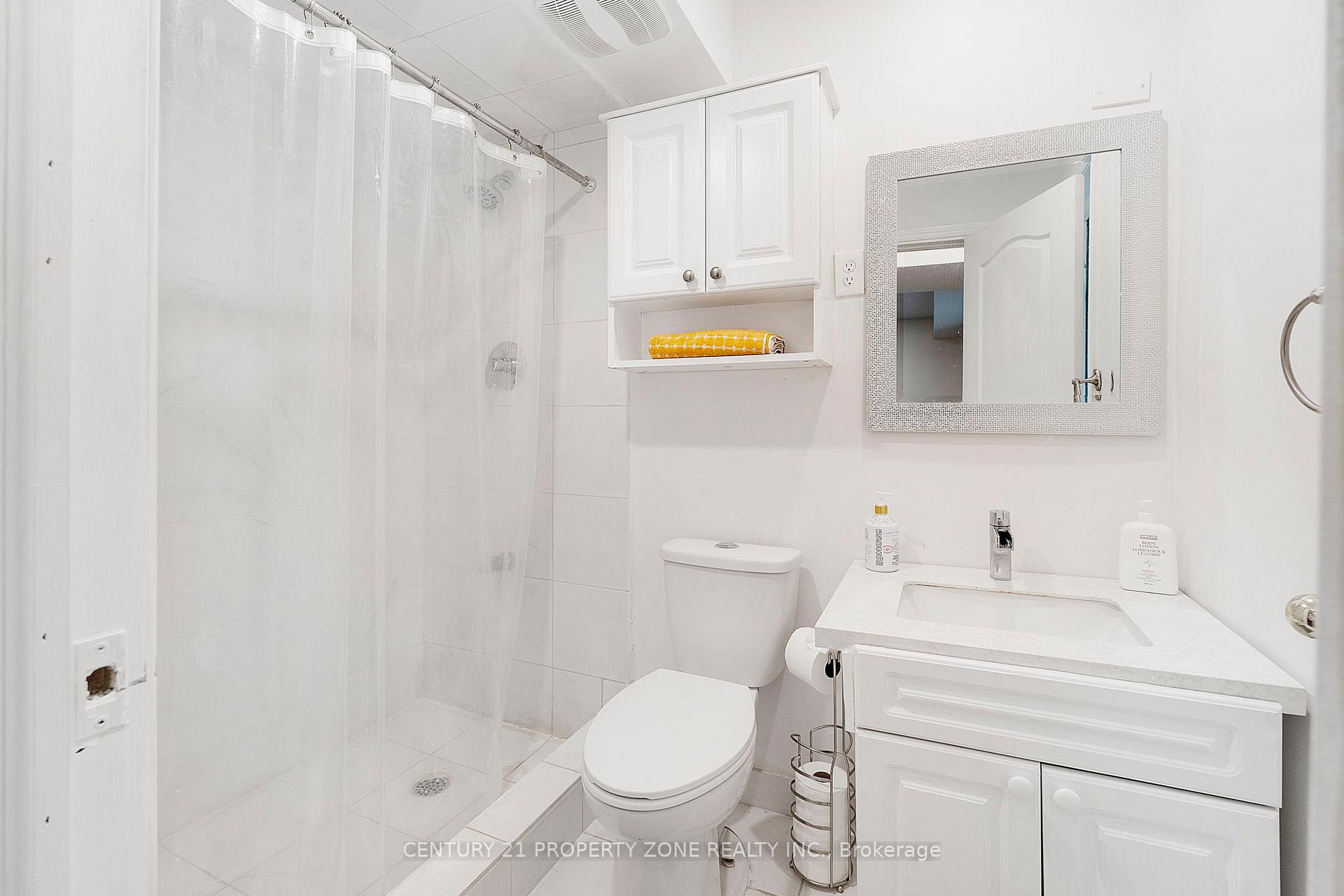 Photo 34 of 3 Prince William Drive, Markham, Village Green-South Unionville — HOMEH