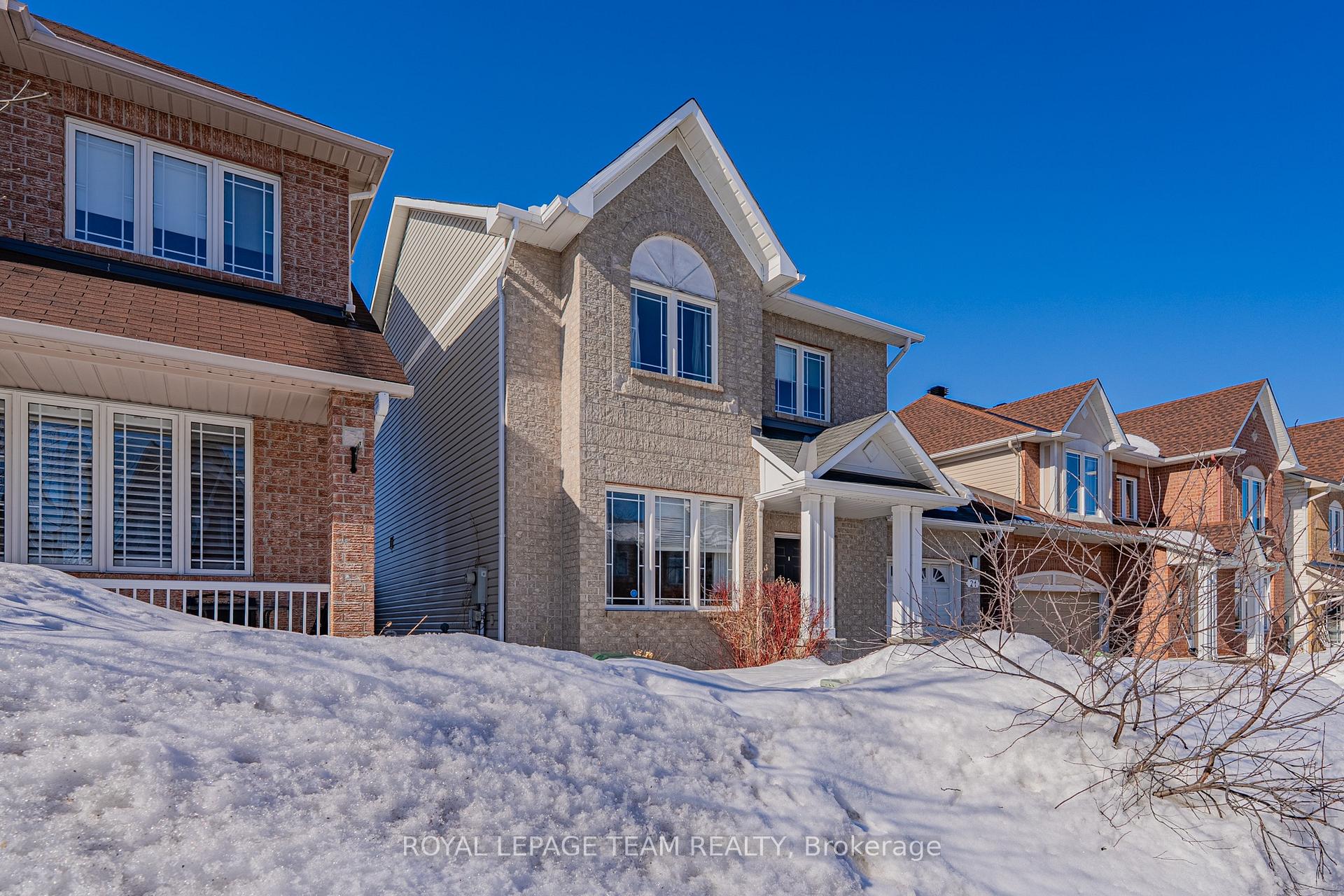 Photo 4 of 24 Scampton Drive, Ottawa, Kanata - Morgan's Grant/South March — HOMEH