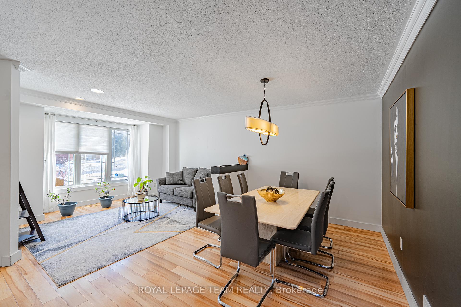 Photo 11 of 24 Scampton Drive, Ottawa, Kanata - Morgan's Grant/South March — HOMEH