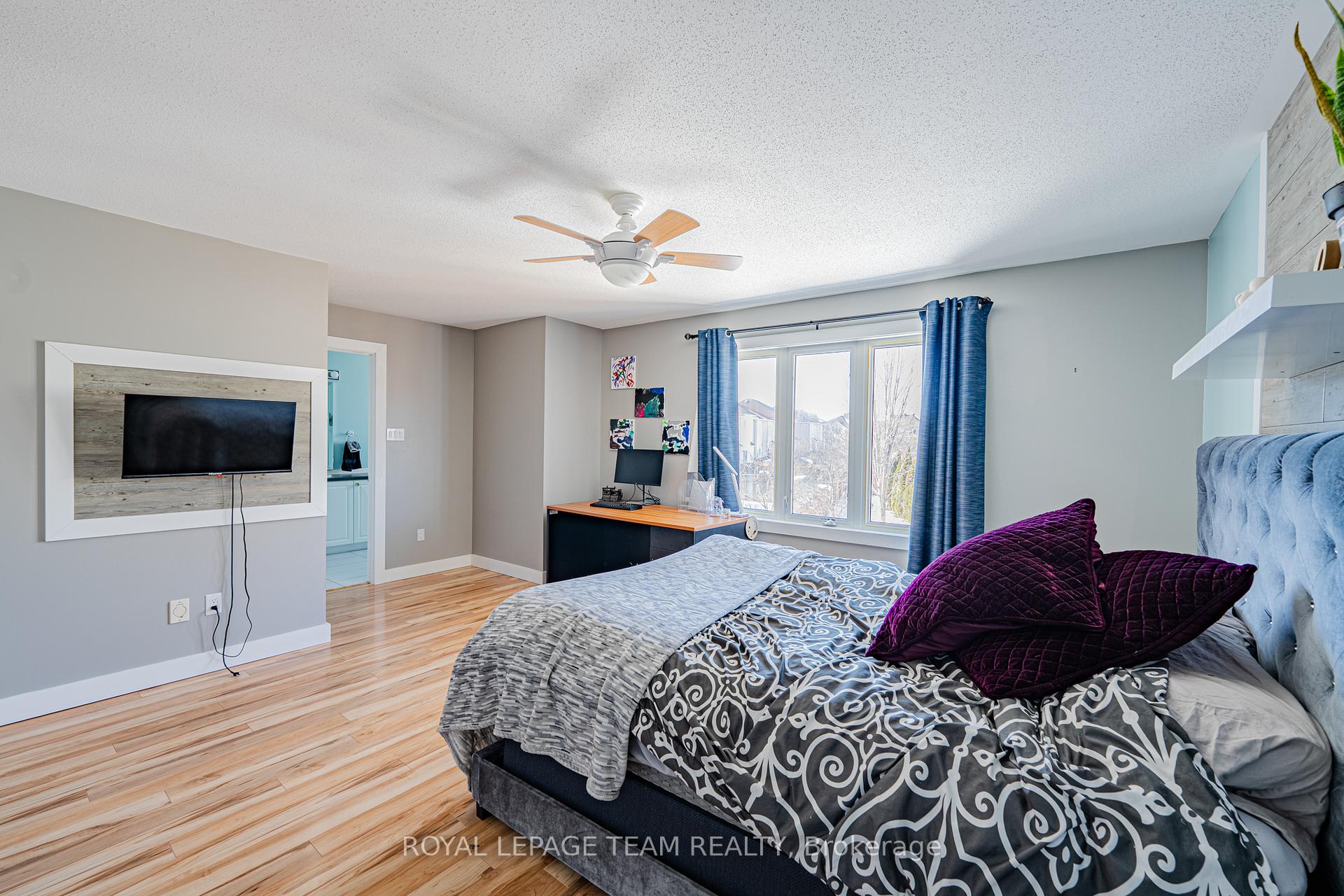 Photo 33 of 24 Scampton Drive, Ottawa, Kanata - Morgan's Grant/South March — HOMEH