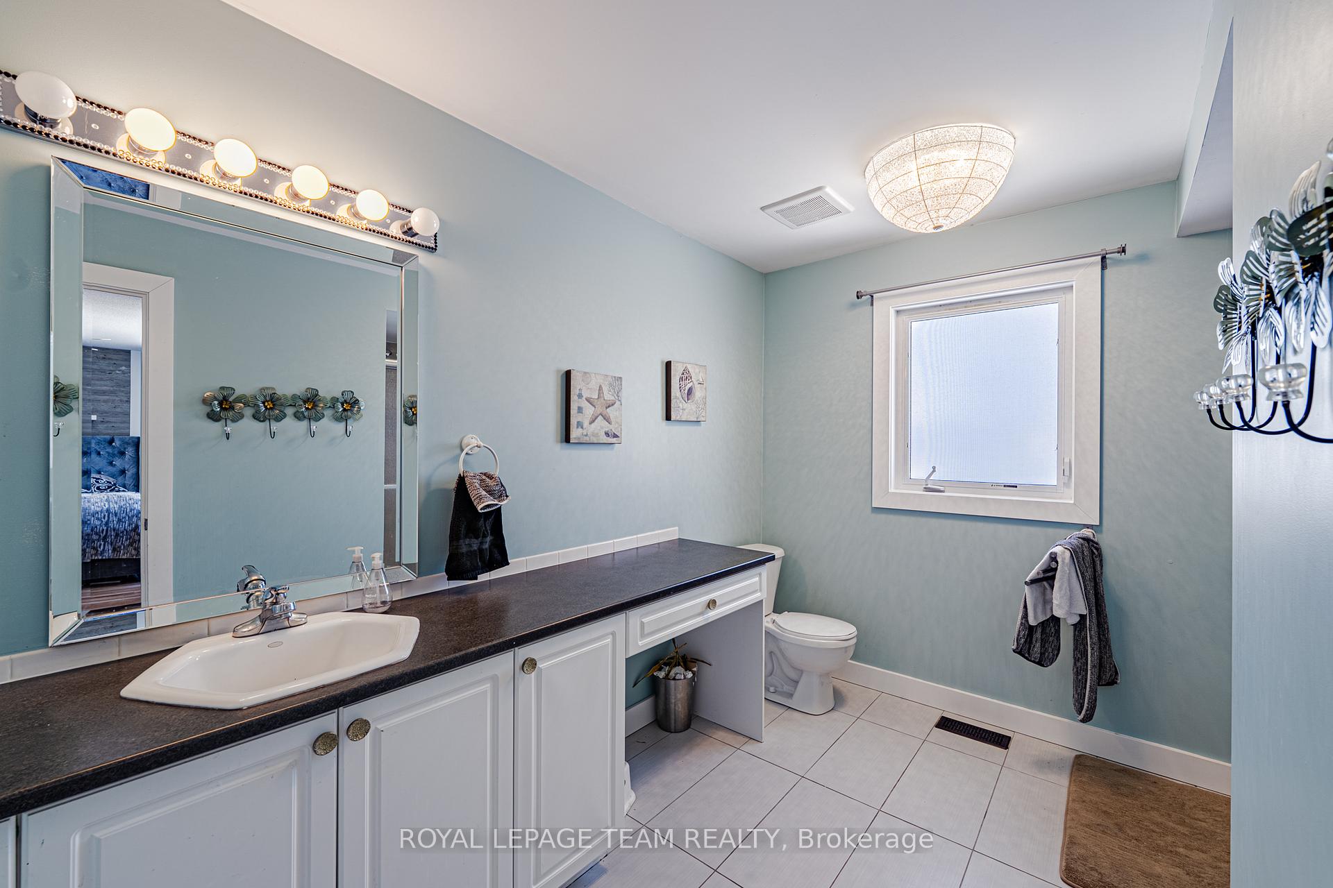 Photo 34 of 24 Scampton Drive, Ottawa, Kanata - Morgan's Grant/South March — HOMEH
