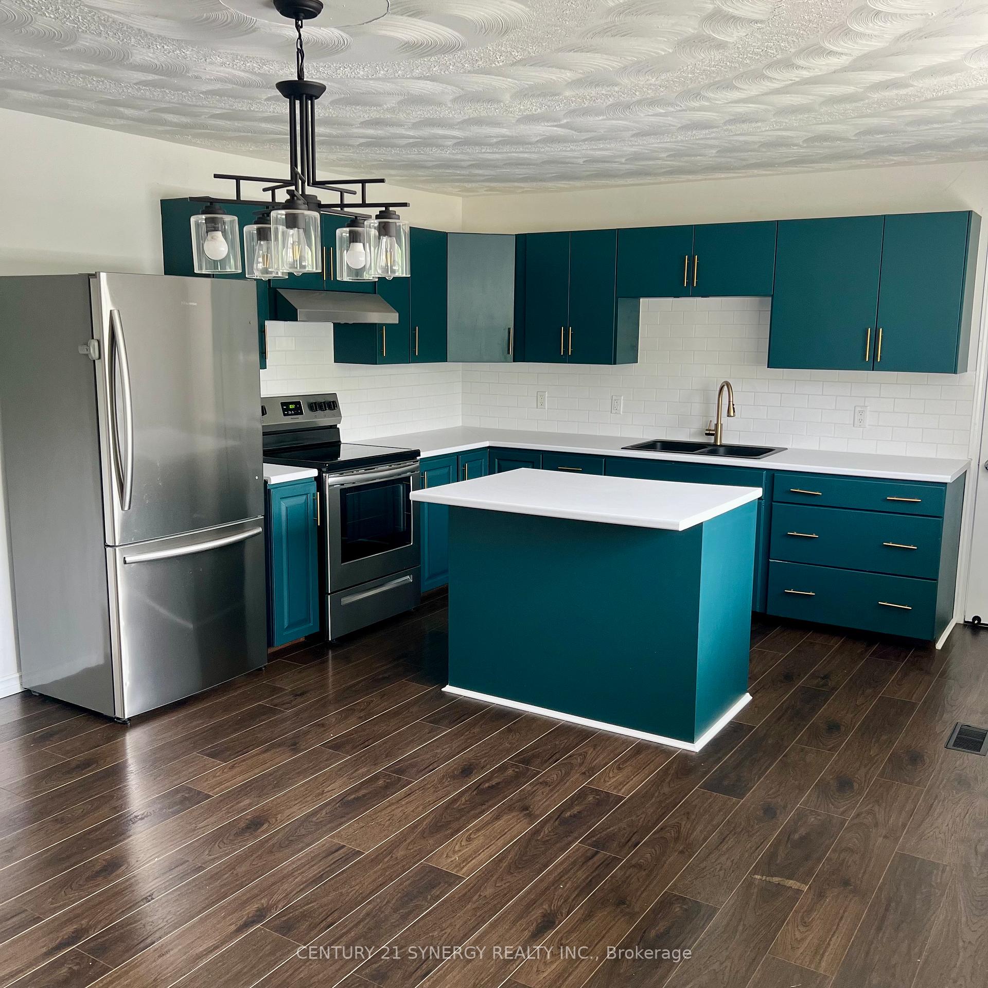 Photo 4 of 6768 Roger Stevens Drive, Montague, Montague Twp — HOMEH