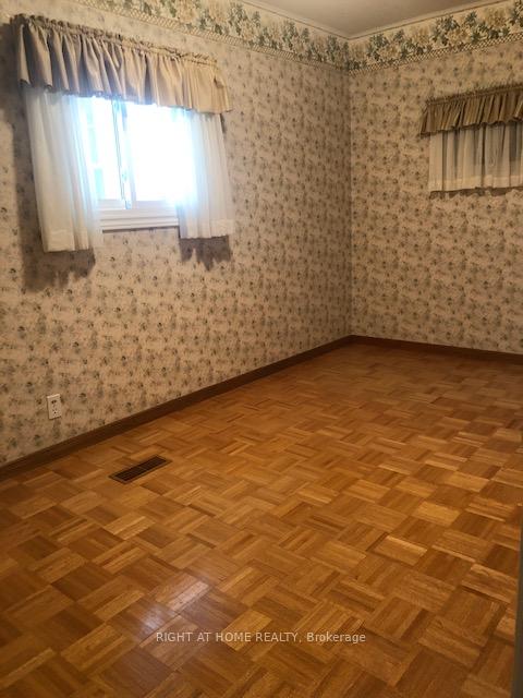 Photo 9 of 117 Seventh Street, Midland — HOMEH
