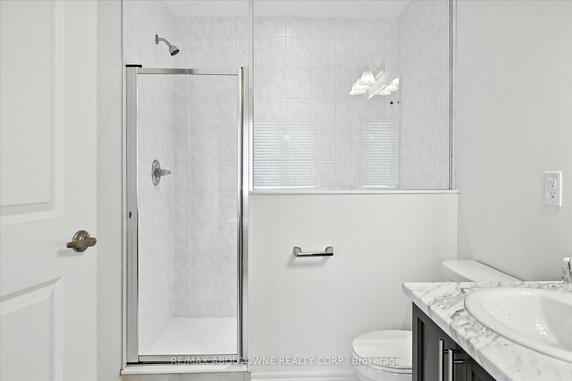 Photo 15 of 353 Raymond Road, Hamilton, Ancaster — HOMEH
