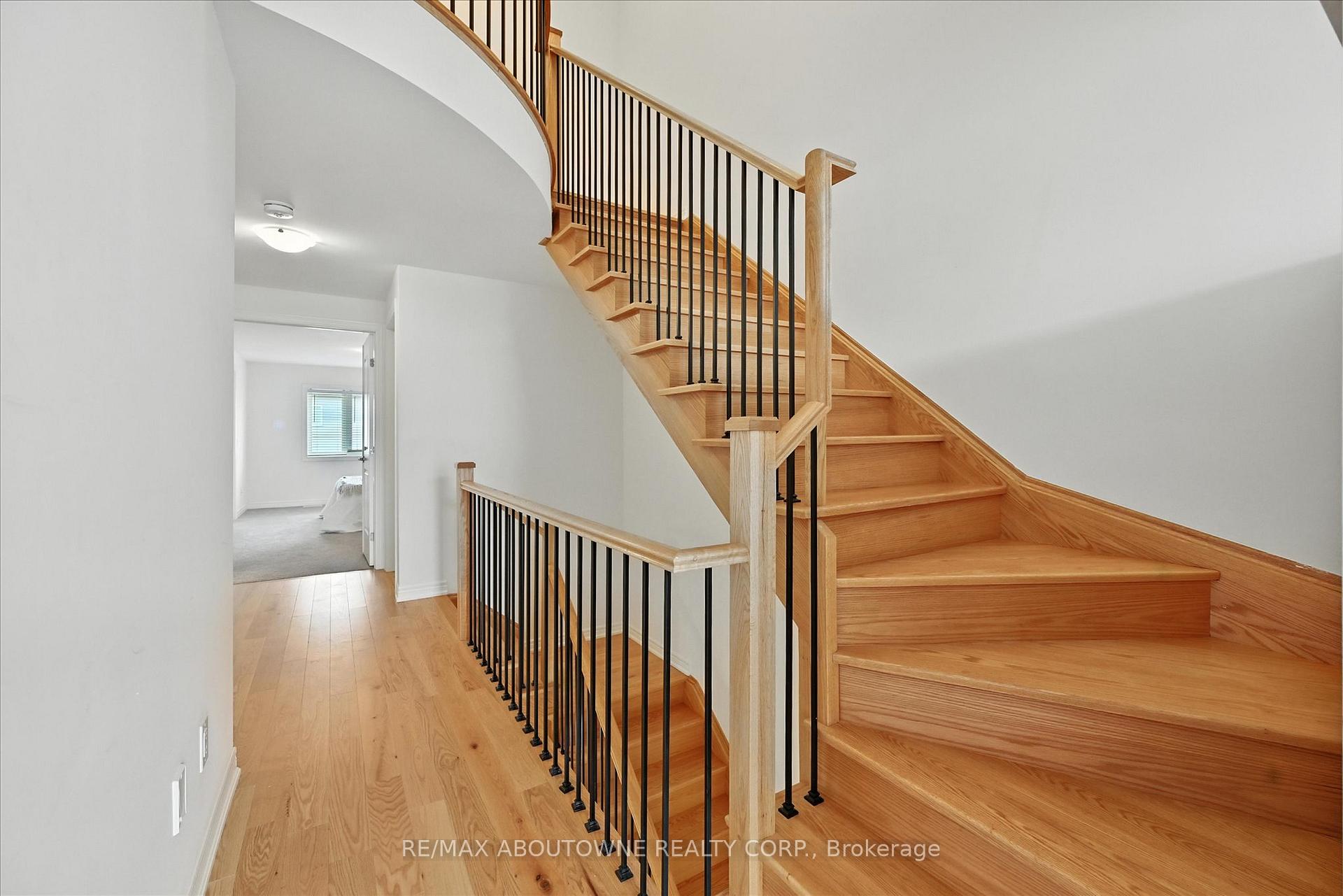 Photo 21 of 353 Raymond Road, Hamilton, Ancaster — HOMEH