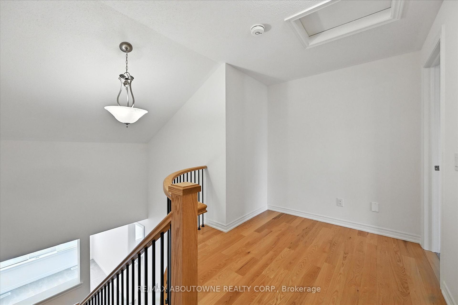 Photo 23 of 353 Raymond Road, Hamilton, Ancaster — HOMEH