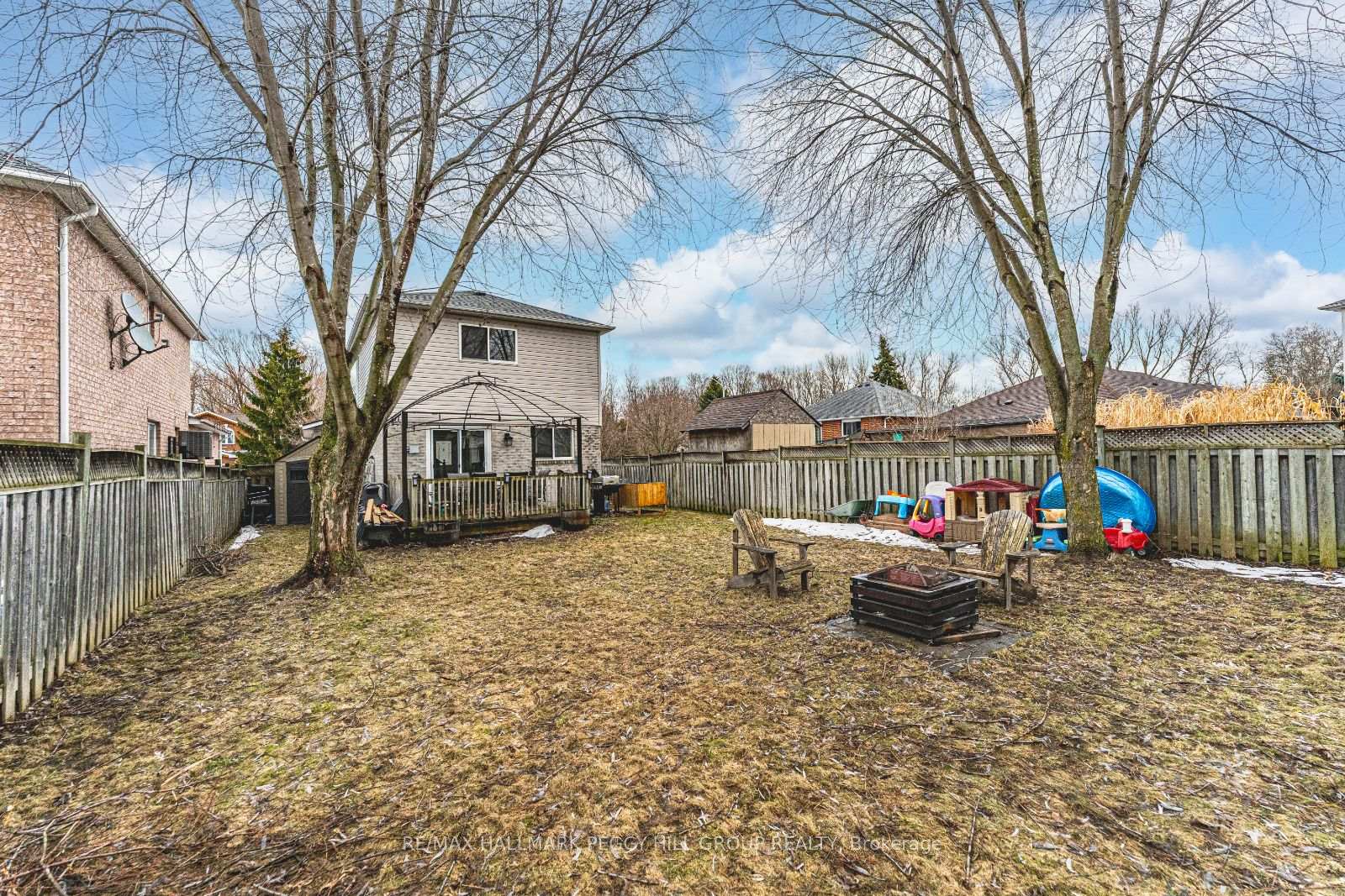 Photo 15 of 1066 Corrie Street, Innisfil, Alcona — HOMEH