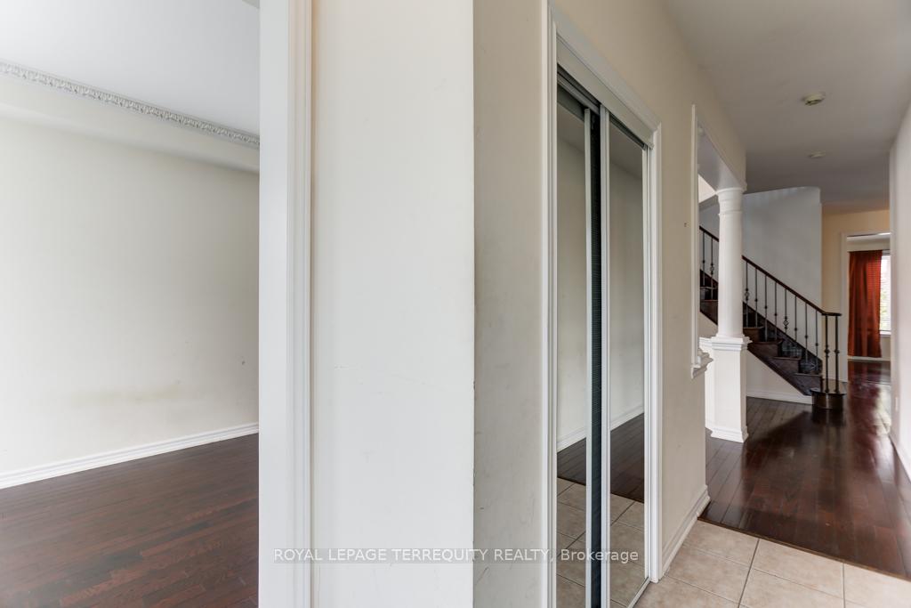 Photo 3 of 126 Rizal Avenue, Markham, Box Grove — HOMEH