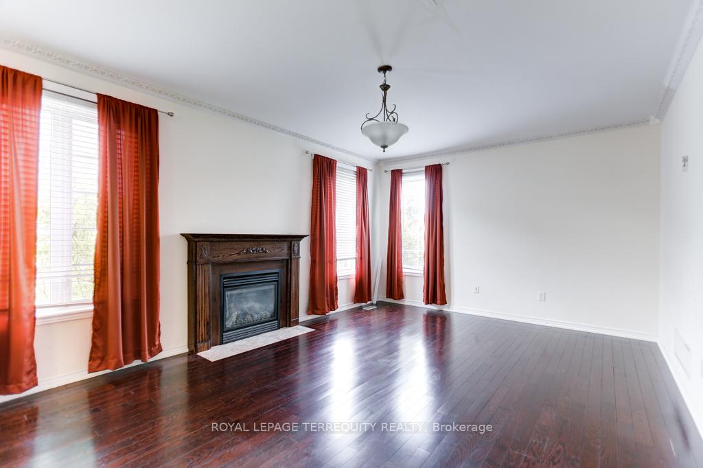 Photo 11 of 126 Rizal Avenue, Markham, Box Grove — HOMEH