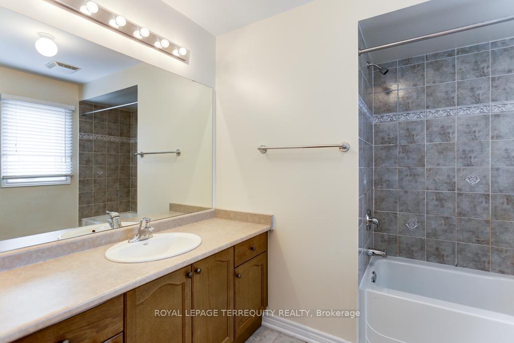 Photo 30 of 126 Rizal Avenue, Markham, Box Grove — HOMEH