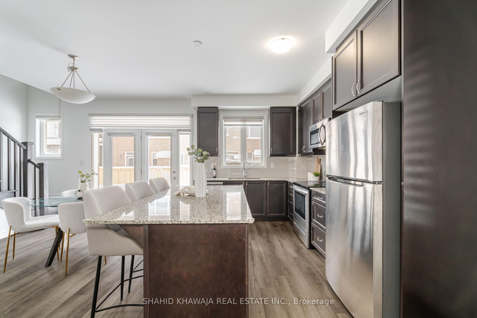 Photo 10 of 1564 Moira Crescent, Milton, Bowes — HOMEH