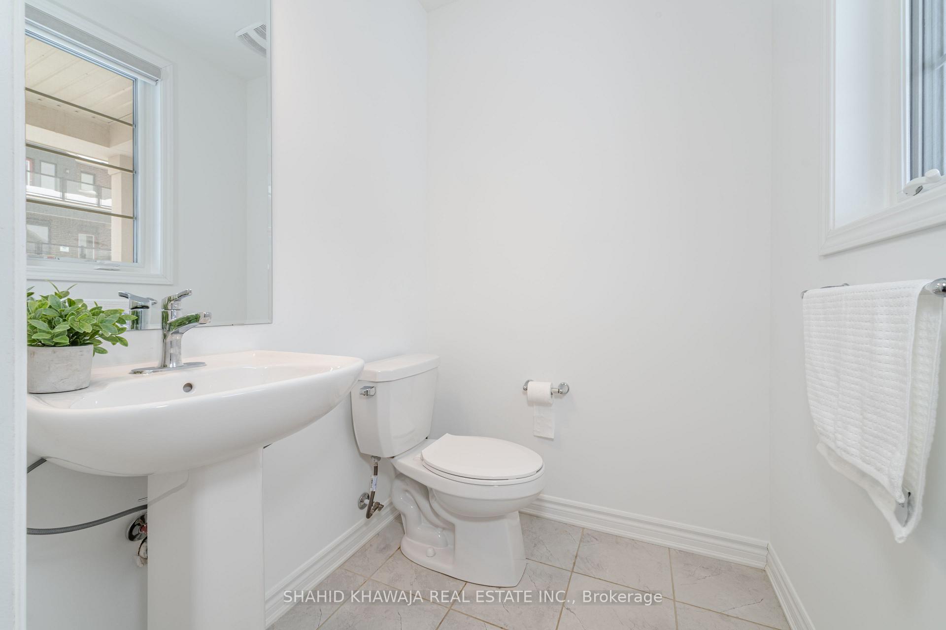 Photo 13 of 1564 Moira Crescent, Milton, Bowes — HOMEH