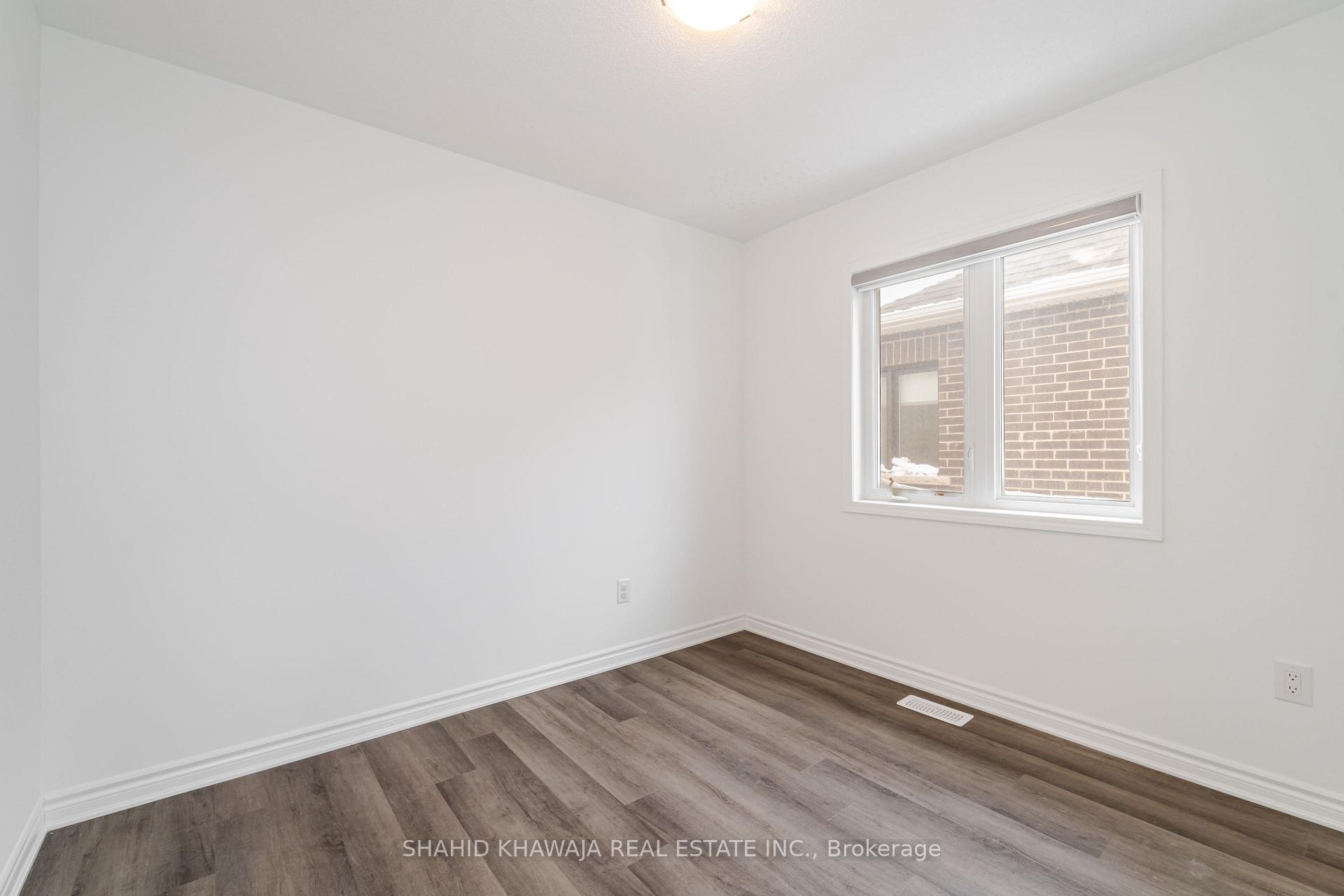 Photo 25 of 1564 Moira Crescent, Milton, Bowes — HOMEH