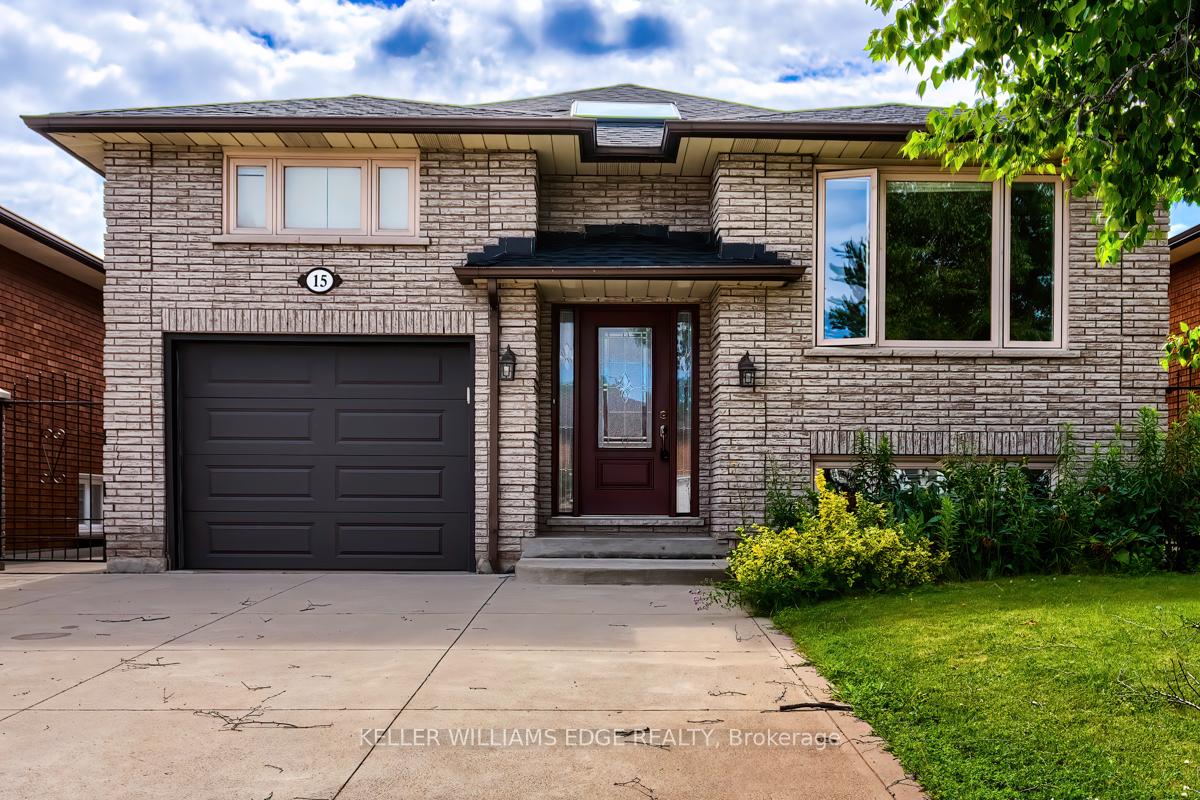 Photo 1 of 15 Kingsberry Street, Hamilton, Lisgar — HOMEH