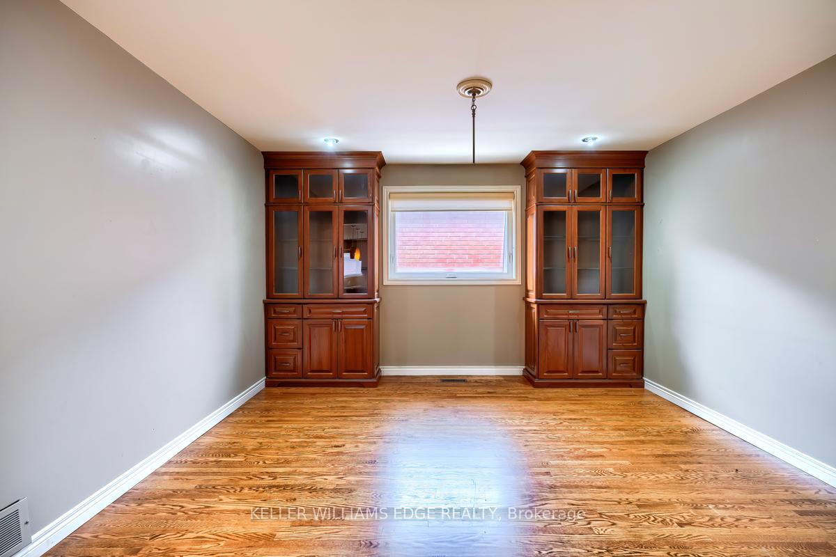 Photo 15 of 15 Kingsberry Street, Hamilton, Lisgar — HOMEH