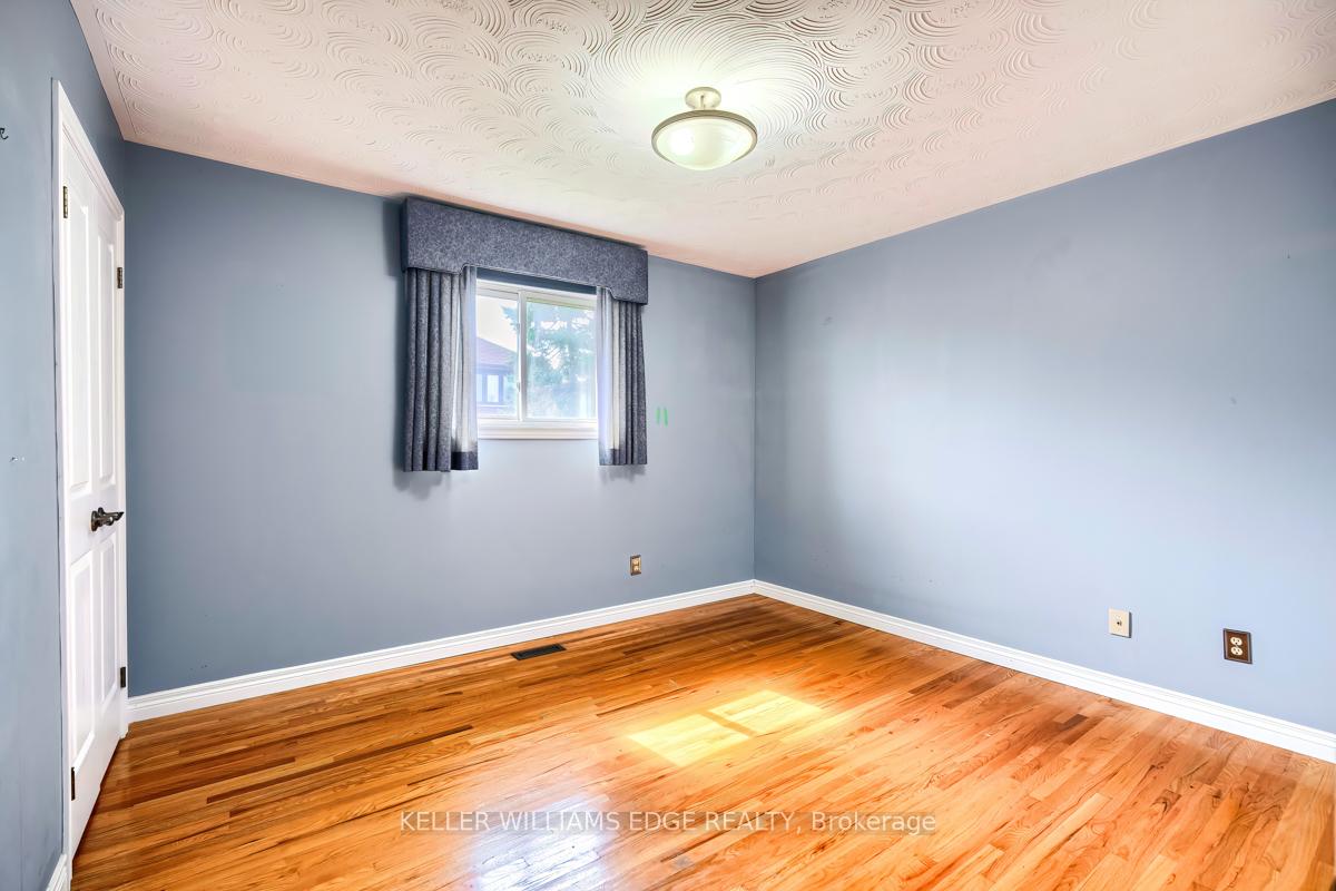 Photo 21 of 15 Kingsberry Street, Hamilton, Lisgar — HOMEH