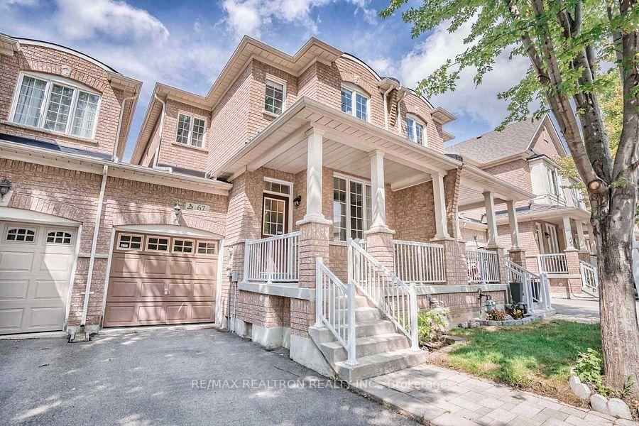Photo 4 of 67 Pillar Rock Crescent, Markham, Victoria Manor-Jennings Gate — HOMEH