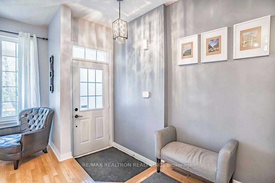Photo 8 of 67 Pillar Rock Crescent, Markham, Victoria Manor-Jennings Gate — HOMEH
