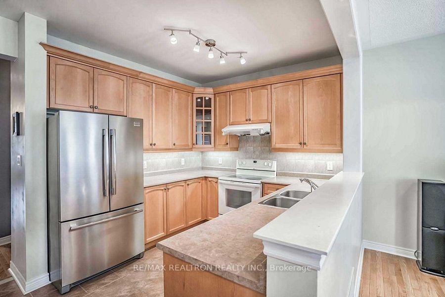 Photo 15 of 67 Pillar Rock Crescent, Markham, Victoria Manor-Jennings Gate — HOMEH