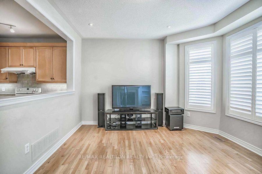 Photo 19 of 67 Pillar Rock Crescent, Markham, Victoria Manor-Jennings Gate — HOMEH