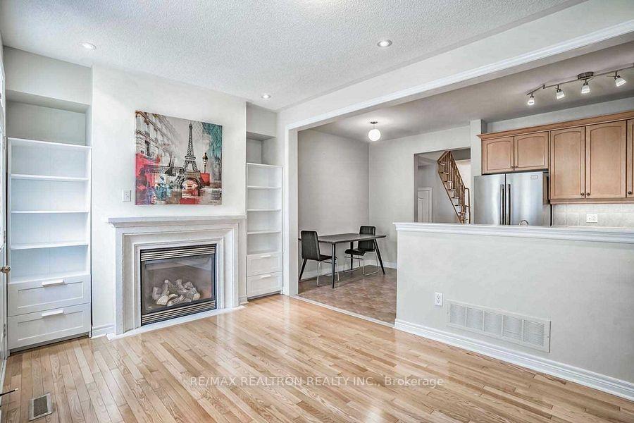 Photo 21 of 67 Pillar Rock Crescent, Markham, Victoria Manor-Jennings Gate — HOMEH