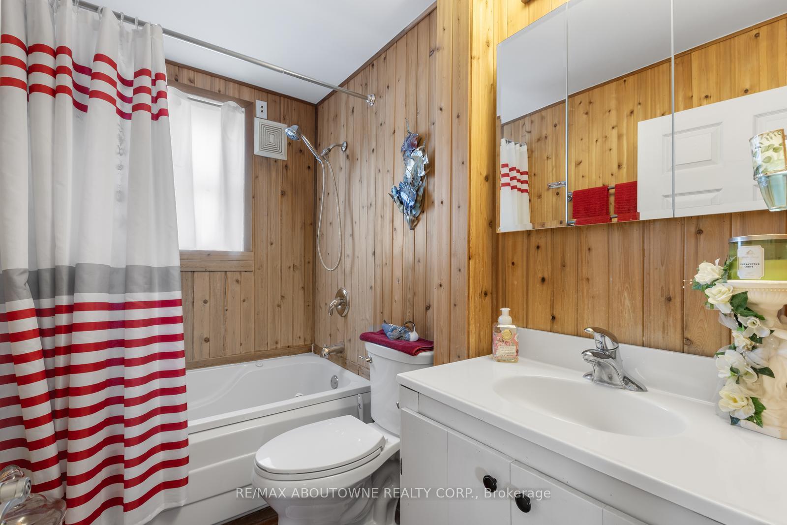 Photo 12 of 11011 Guelph Line, Milton, Brookville/Haltonville — HOMEH