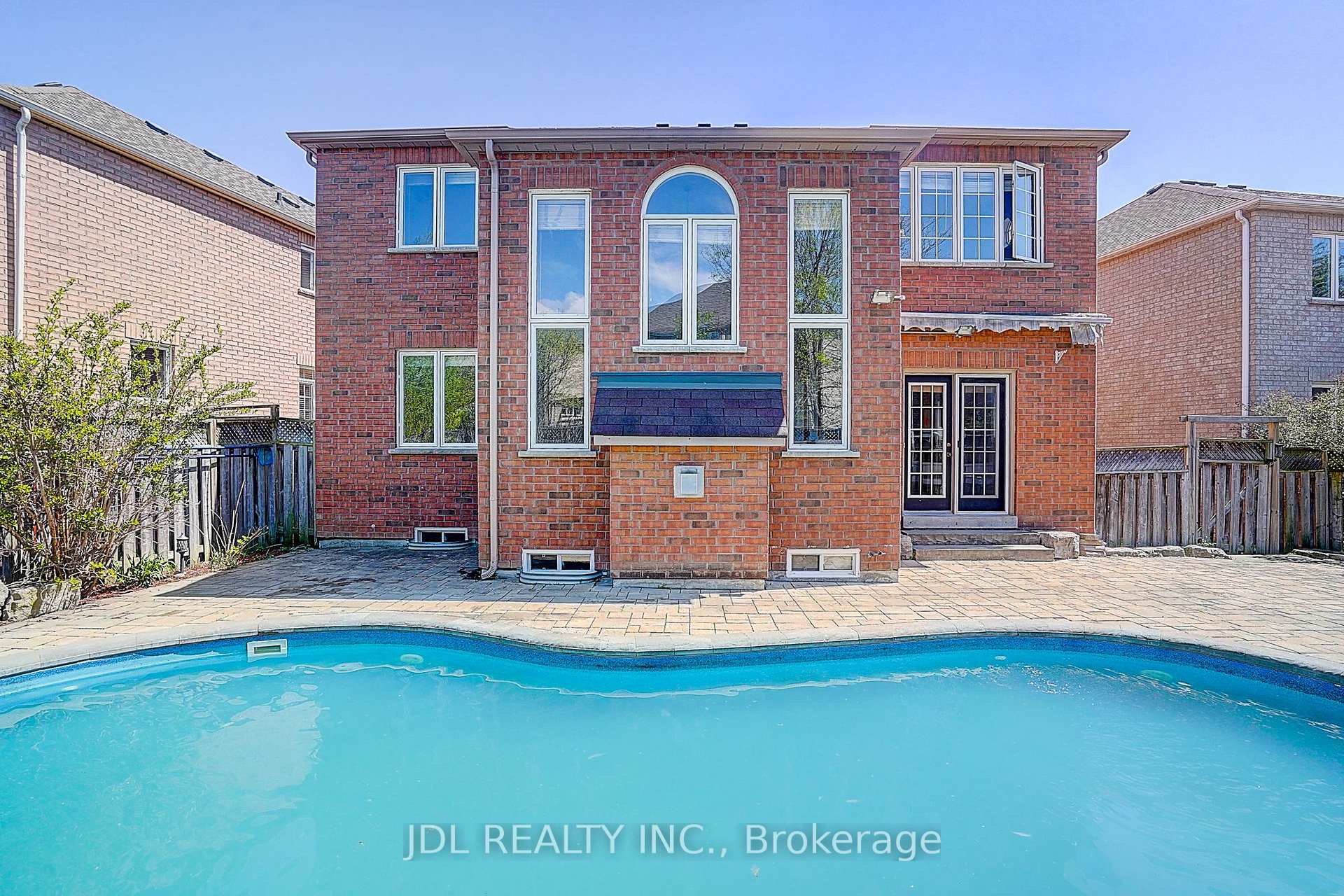 Photo 7 of 28 Emery Hill Boulevard, Markham, Berczy — HOMEH