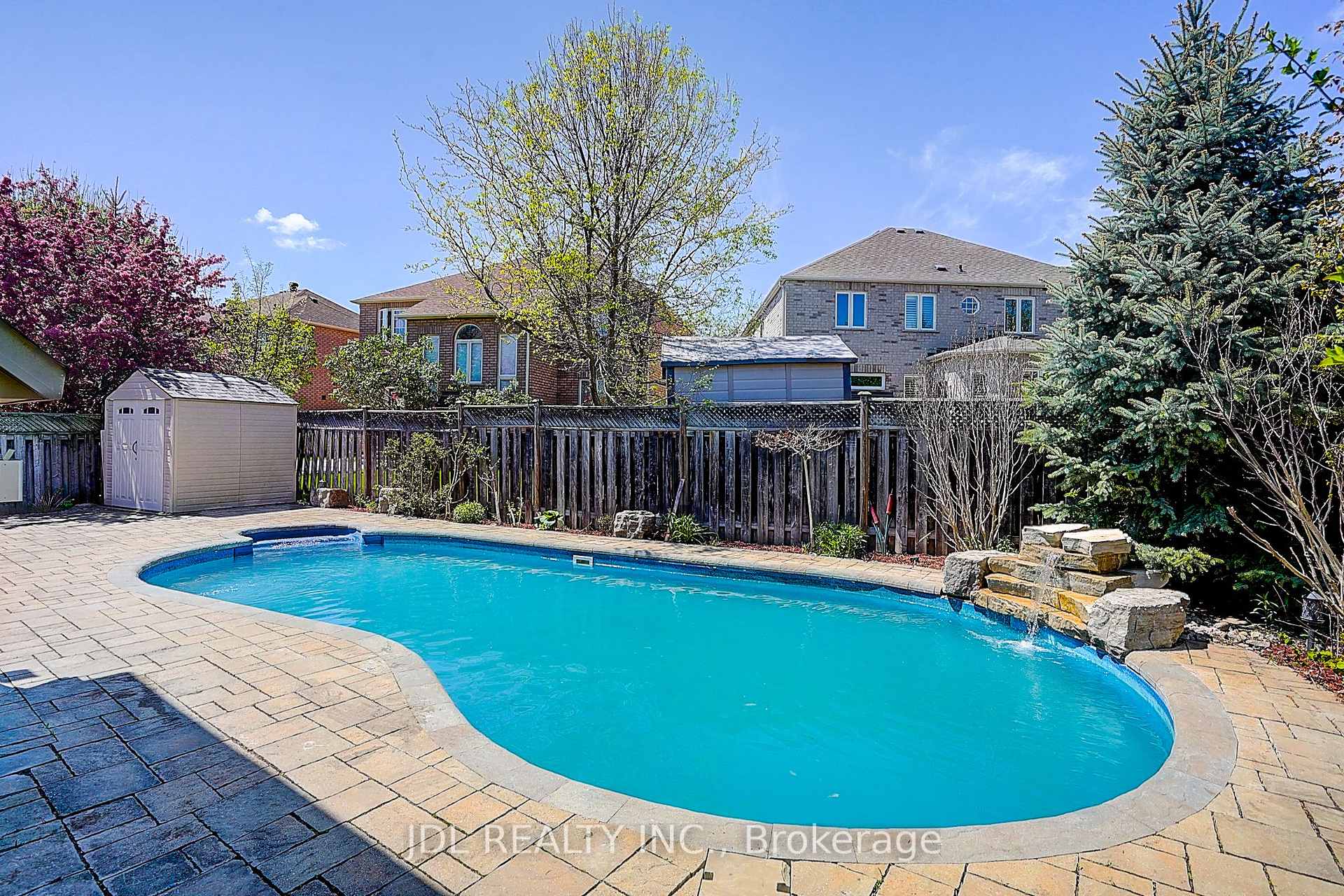 Photo 8 of 28 Emery Hill Boulevard, Markham, Berczy — HOMEH