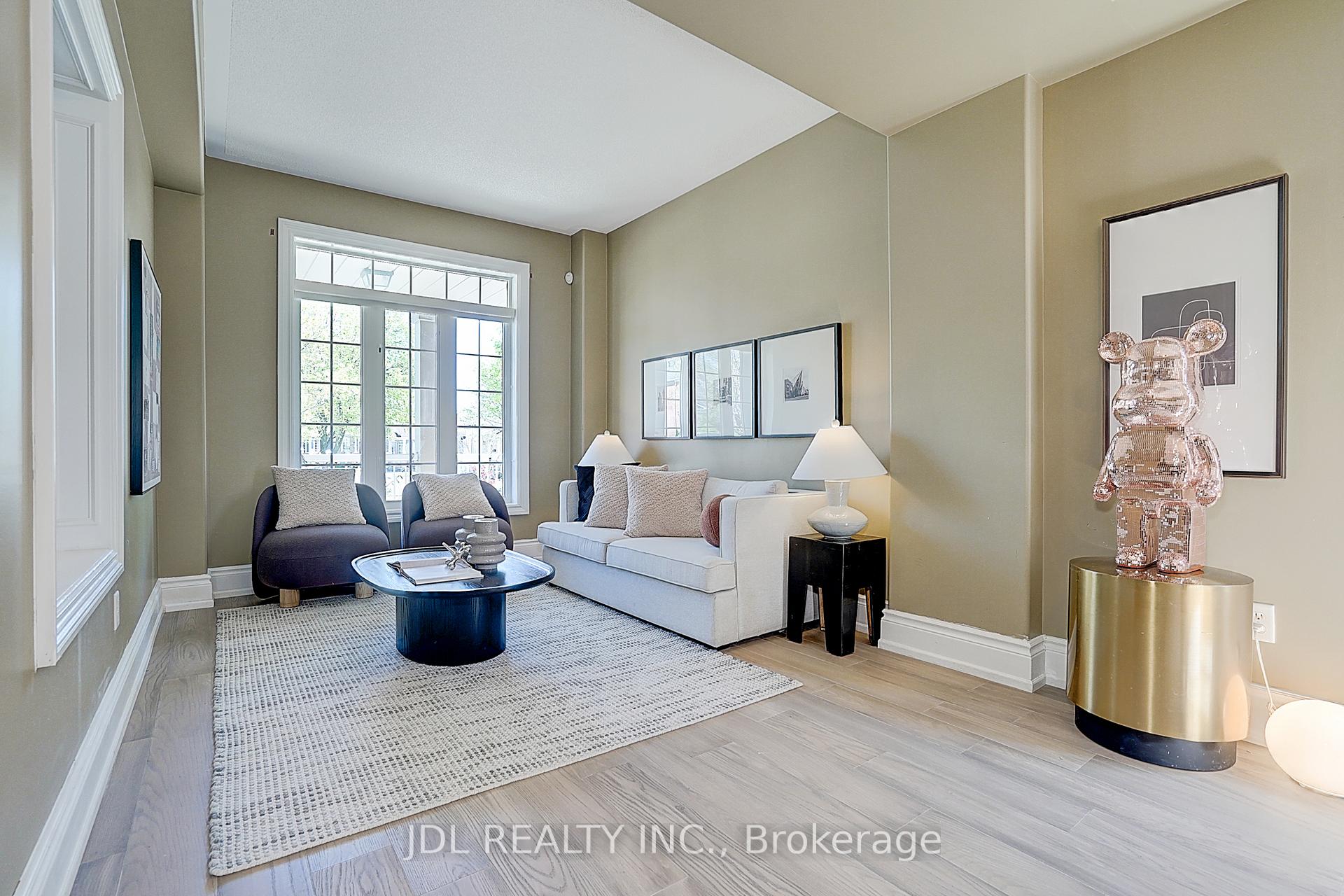 Photo 13 of 28 Emery Hill Boulevard, Markham, Berczy — HOMEH