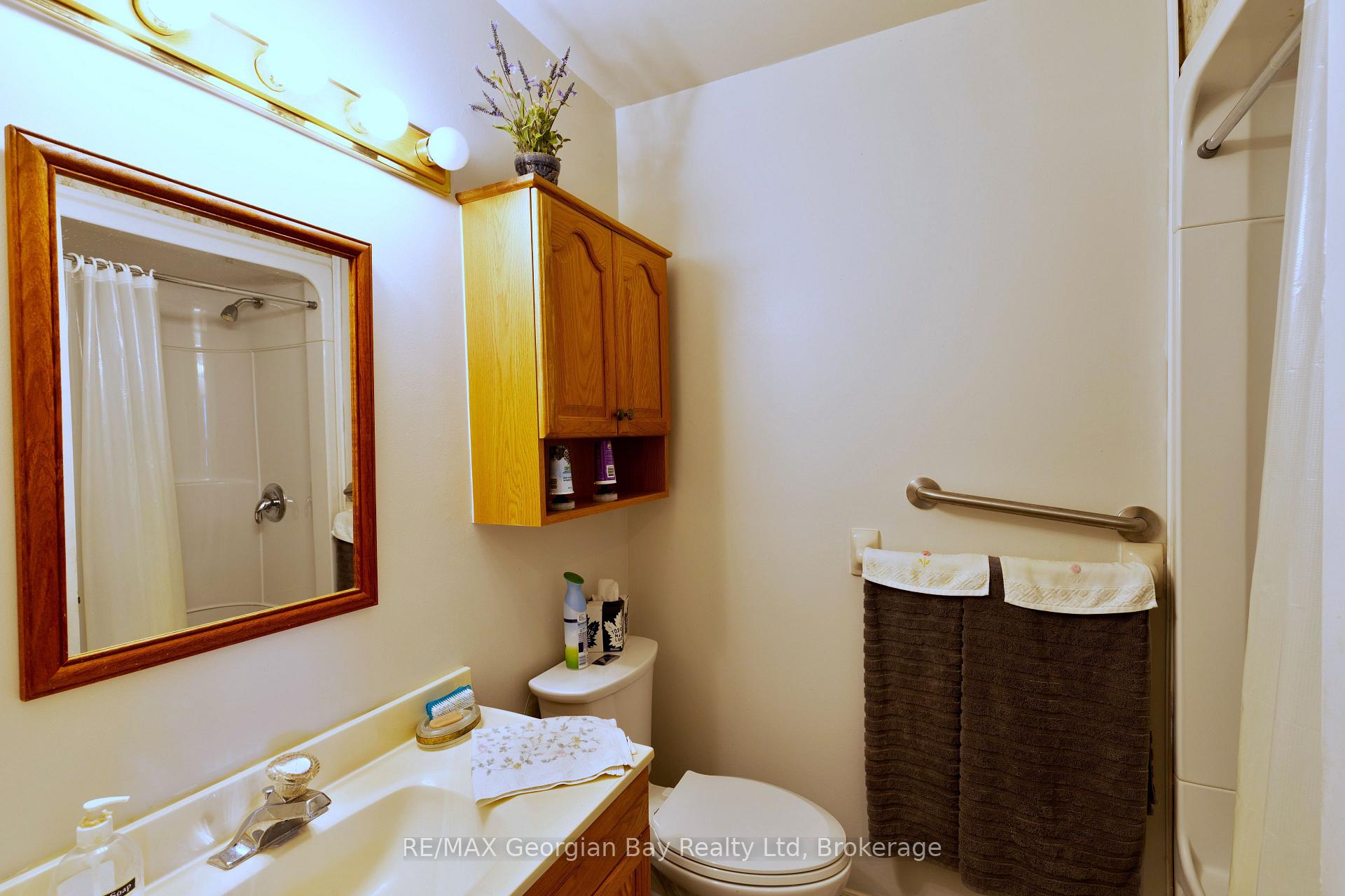 Photo 22 of 1057 Dina Crescent, Midland — HOMEH