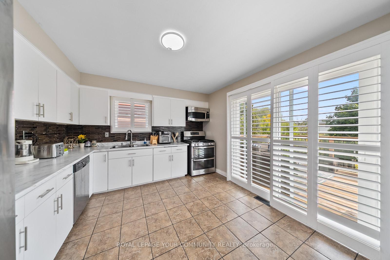 Photo 11 of 180 westheights Drive, Kitchener — HOMEH