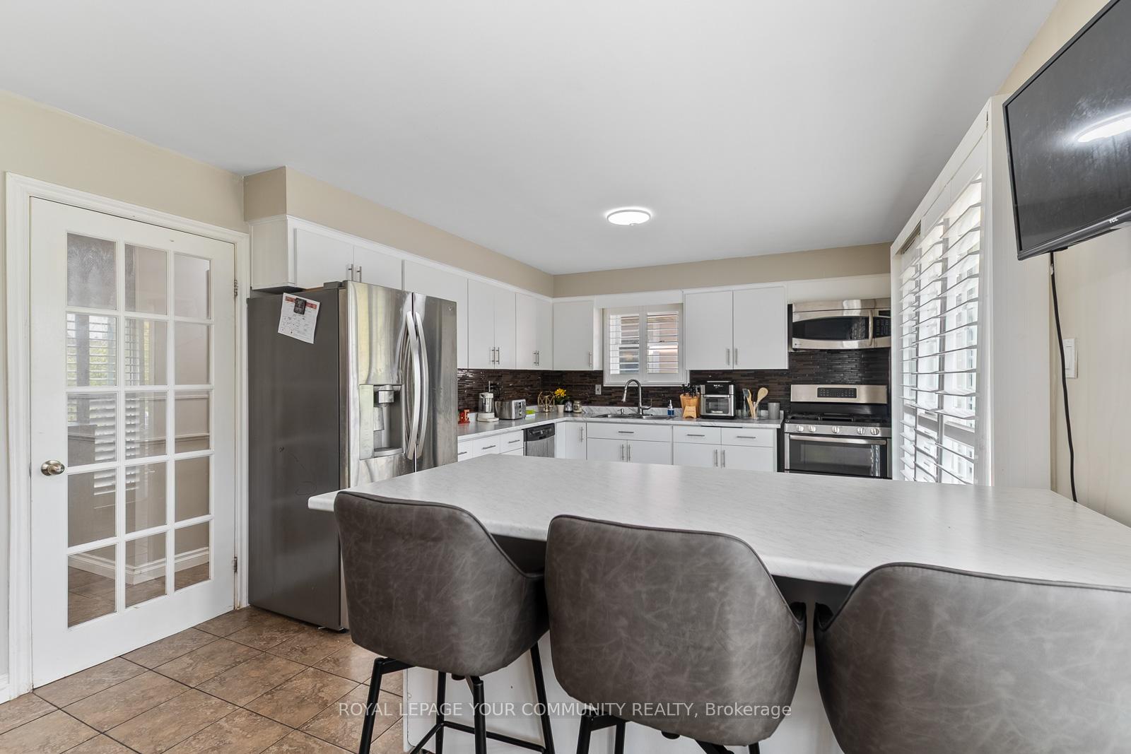Photo 13 of 180 westheights Drive, Kitchener — HOMEH