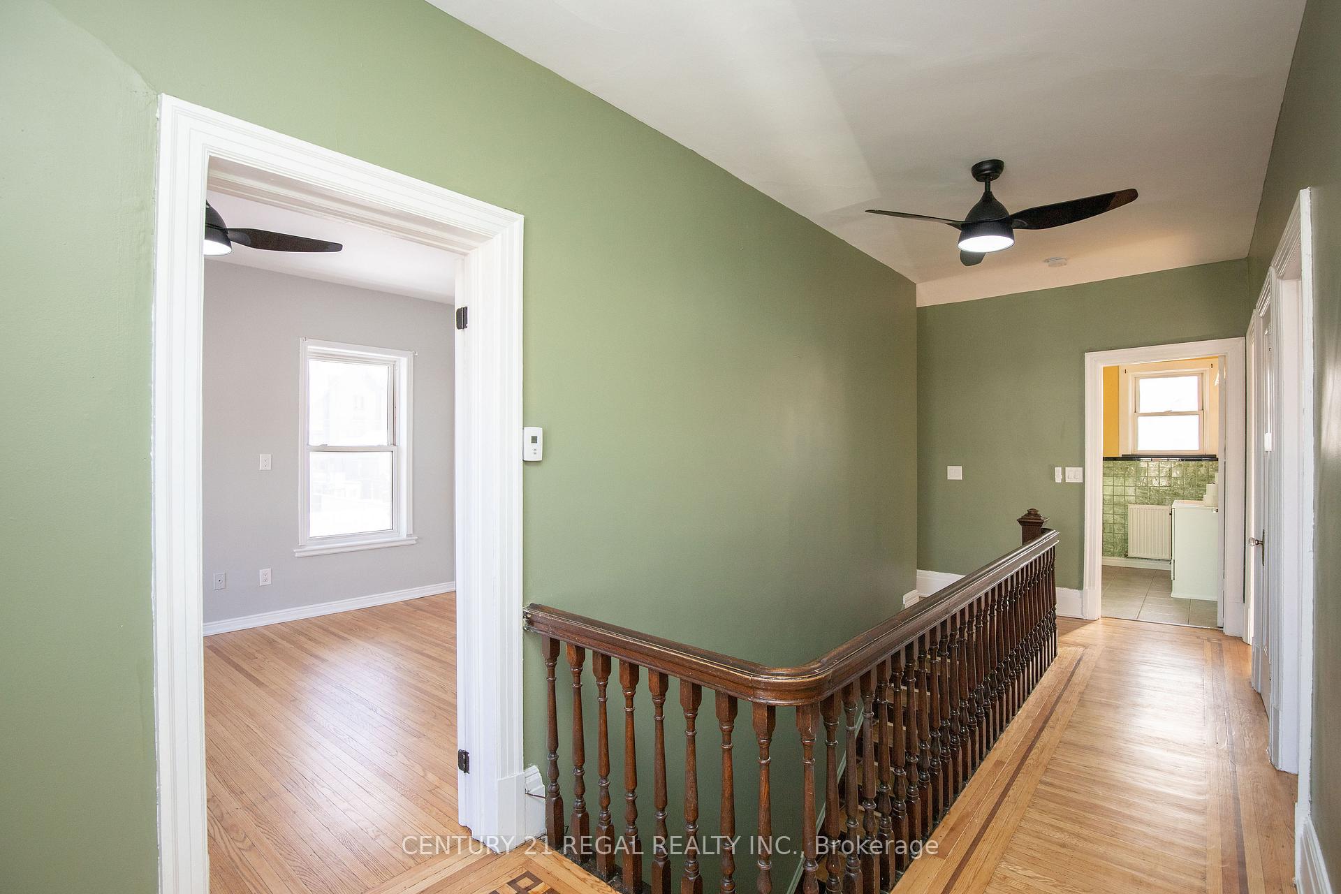 Photo 5 of Unit 2, 352 Barton Street E, Hamilton, Landsdale — HOMEH