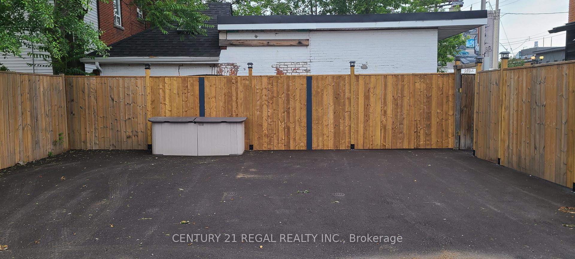 Photo 48 of Unit 2, 352 Barton Street E, Hamilton, Landsdale — HOMEH