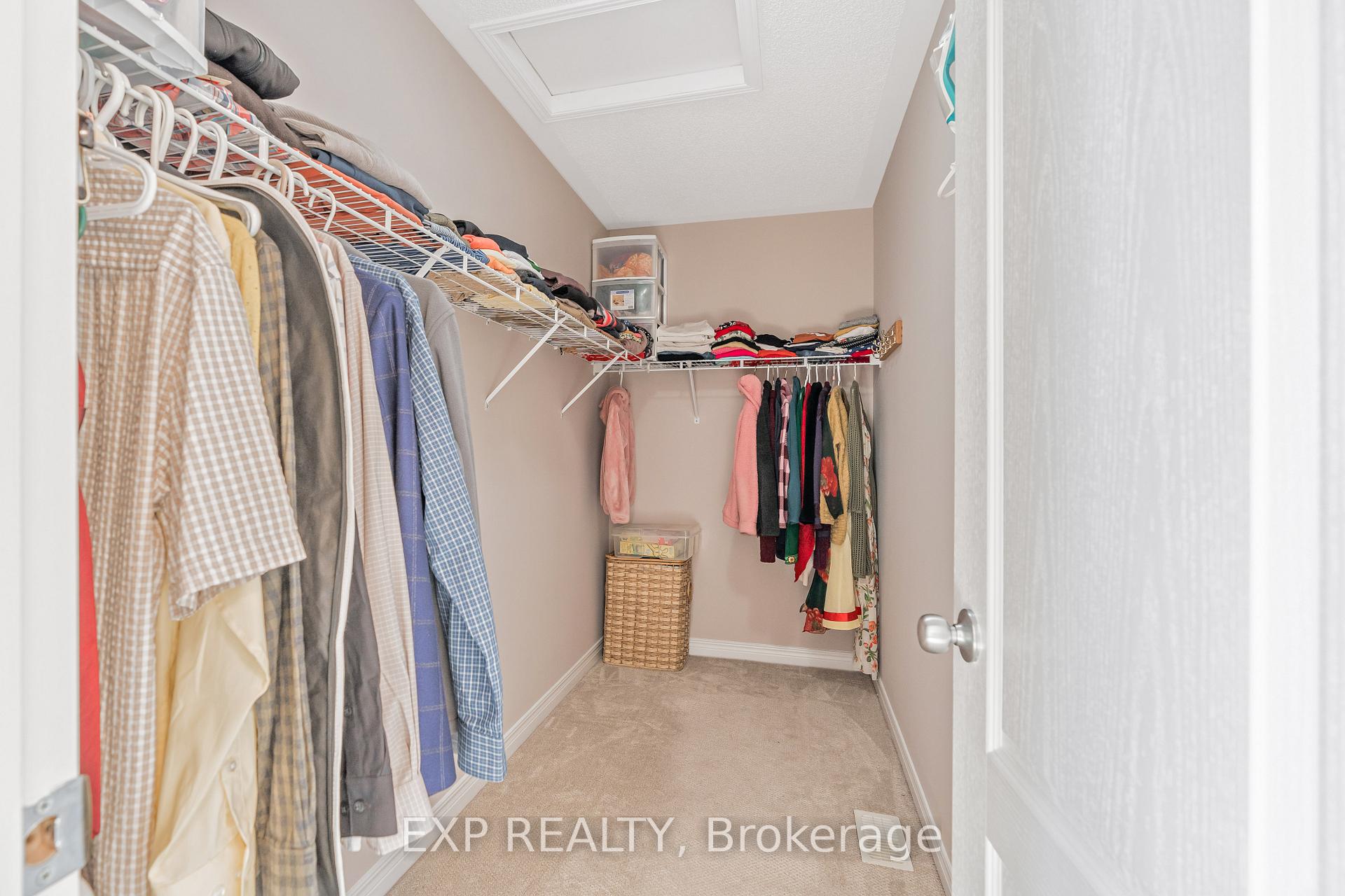 Photo 23 of 268 Madhu Crescent, Ottawa, Mooneys Bay — HOMEH
