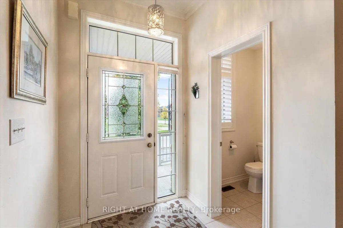 Photo 5 of 3229 Stoney Crescent N, Mississauga, Churchill Meadows — HOMEH